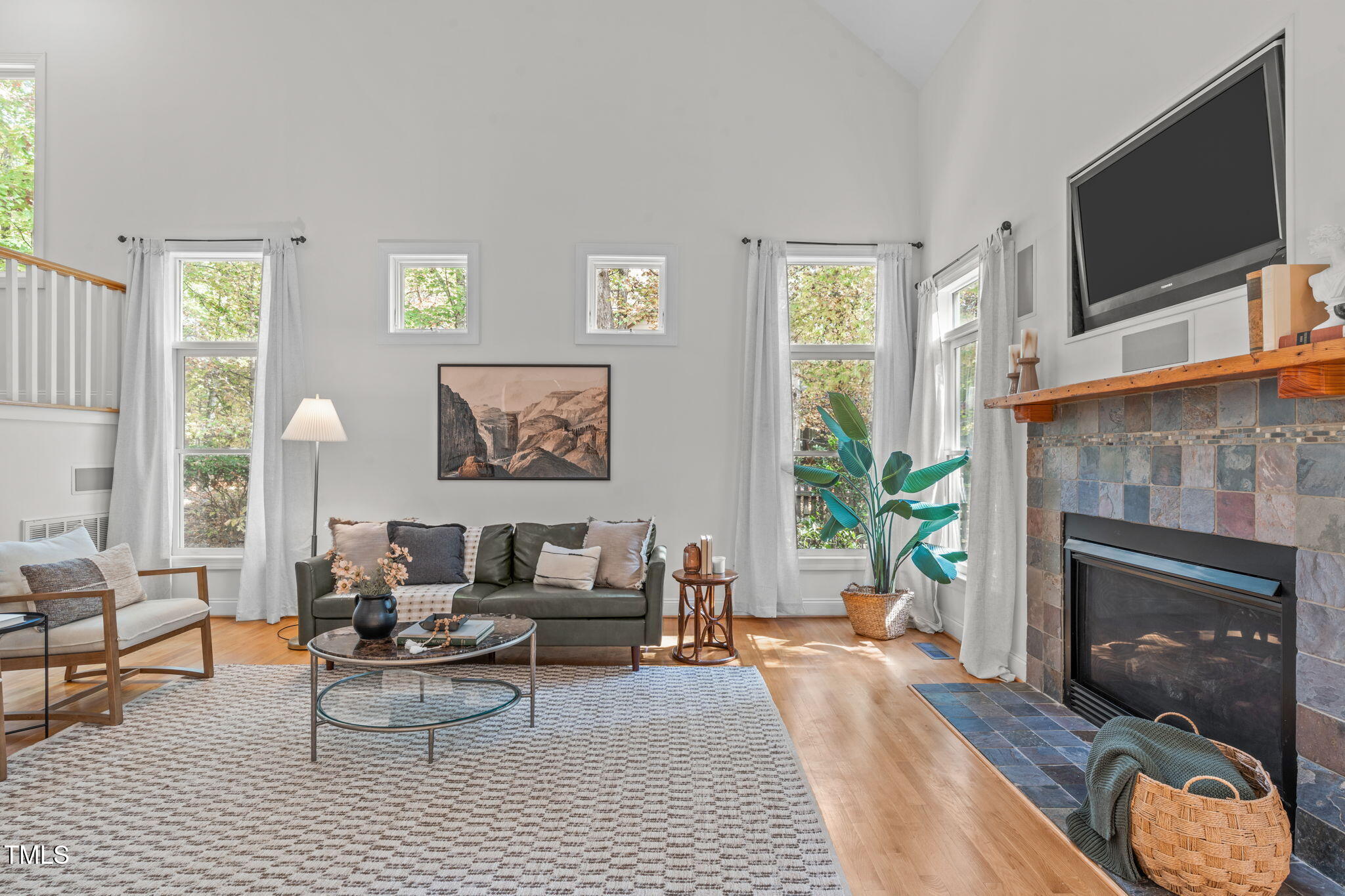 212 Weldon Ridge Drive