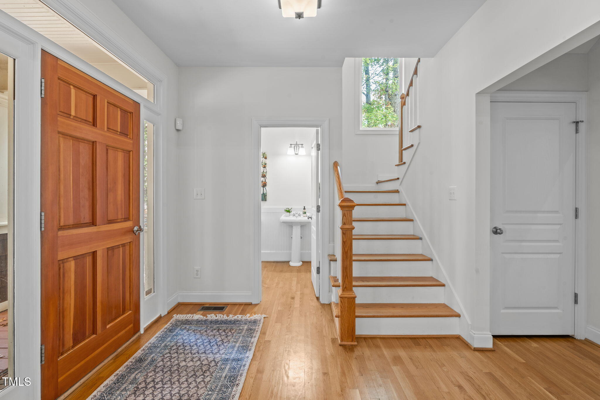 212 Weldon Ridge Drive