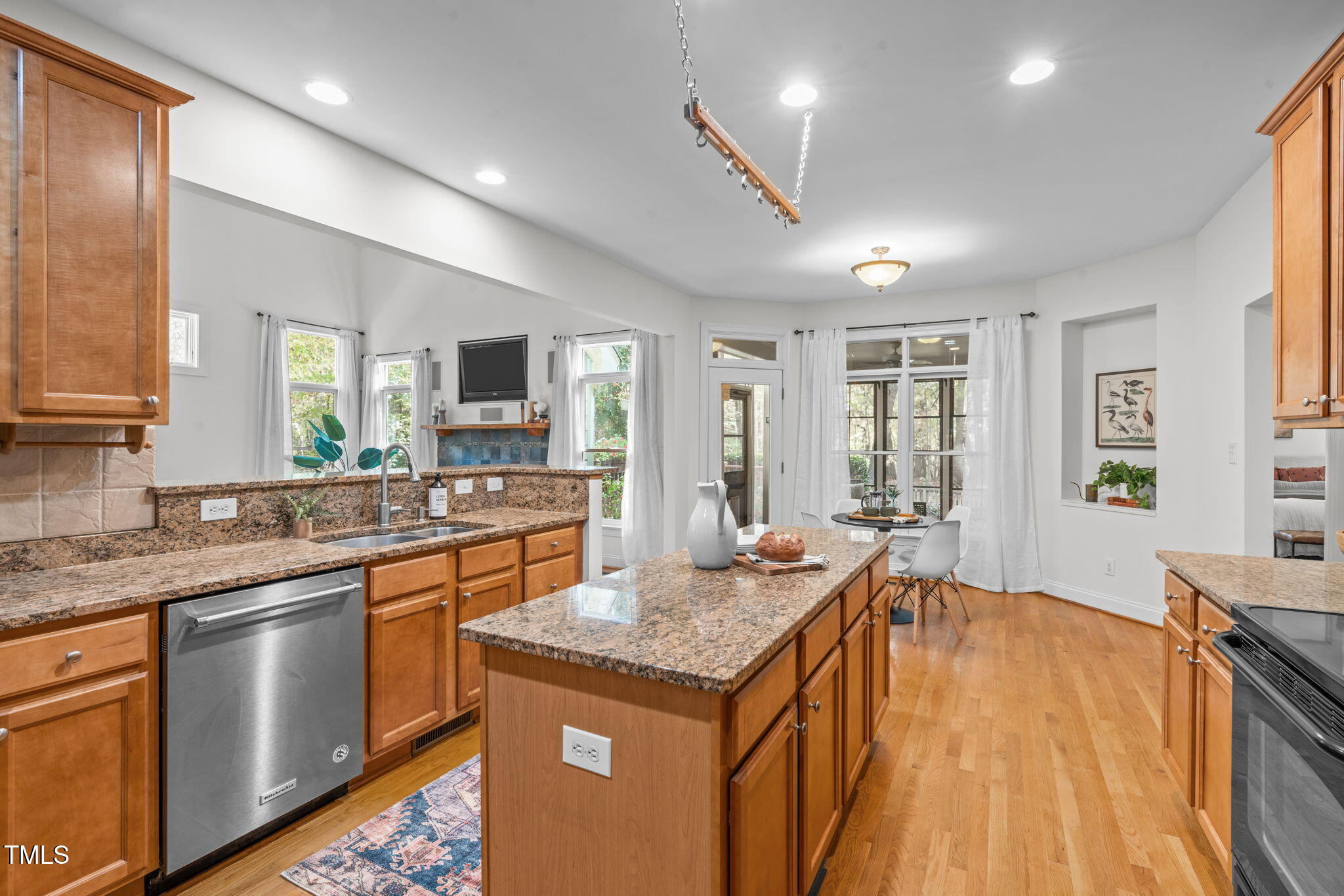 212 Weldon Ridge Drive