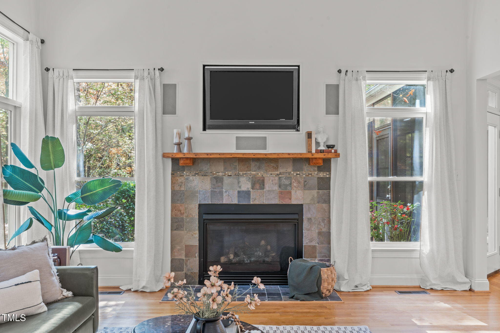 212 Weldon Ridge Drive