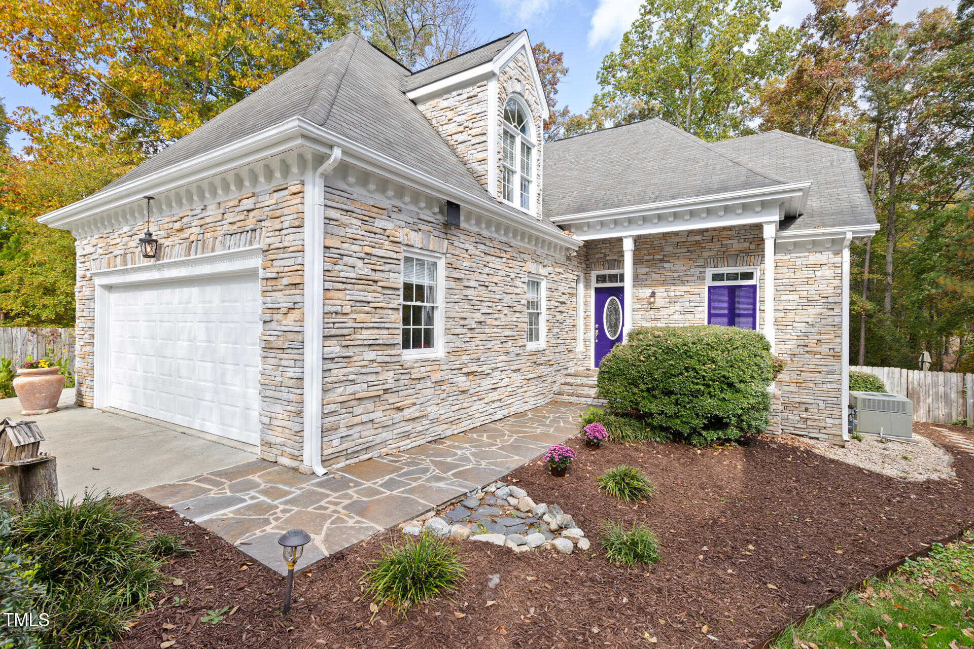 8 Mill Haven Court