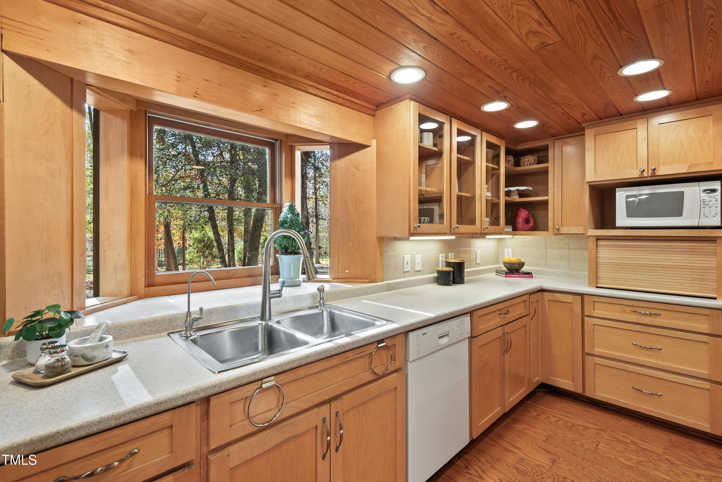 240 Running Deer Trail