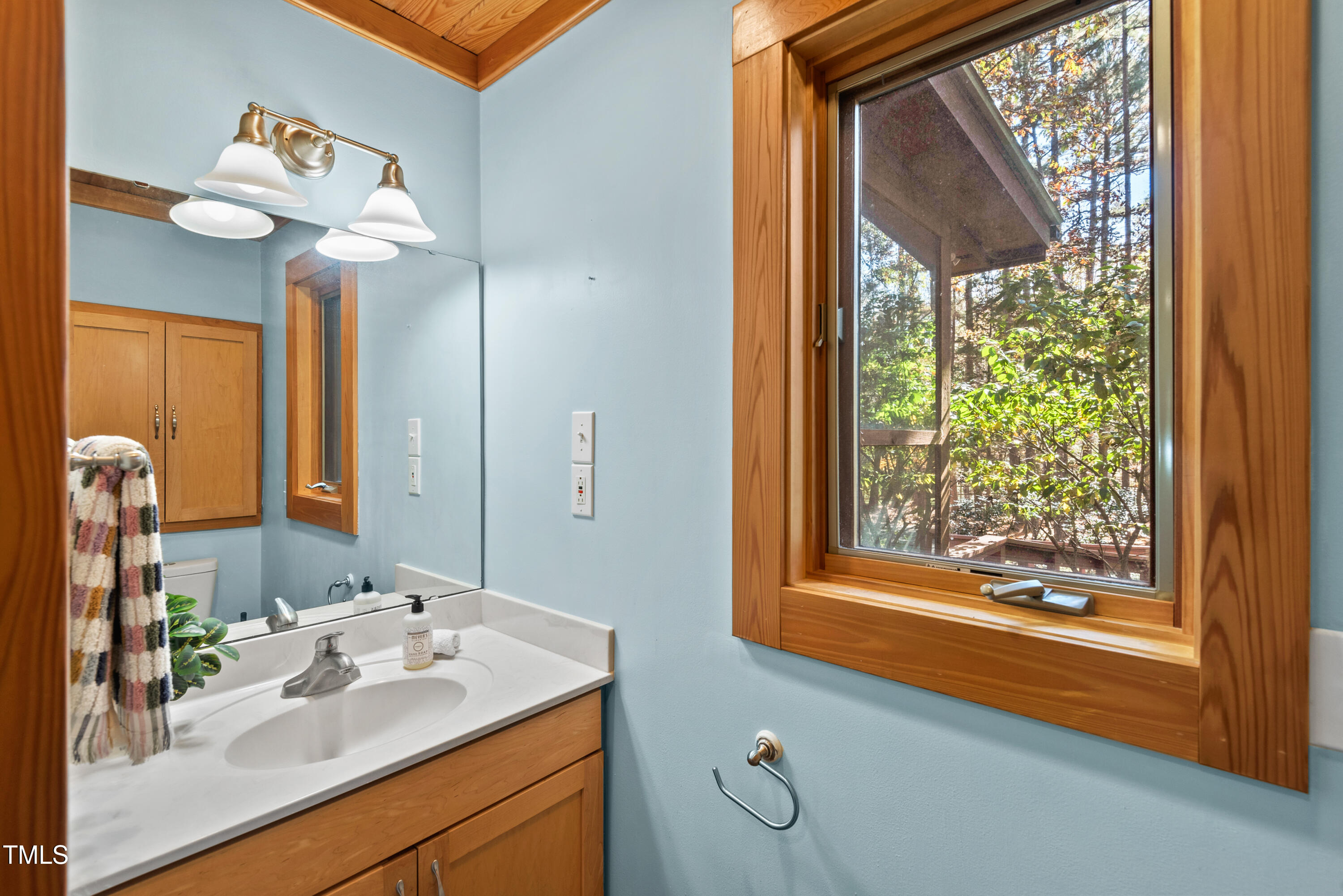 240 Running Deer Trail