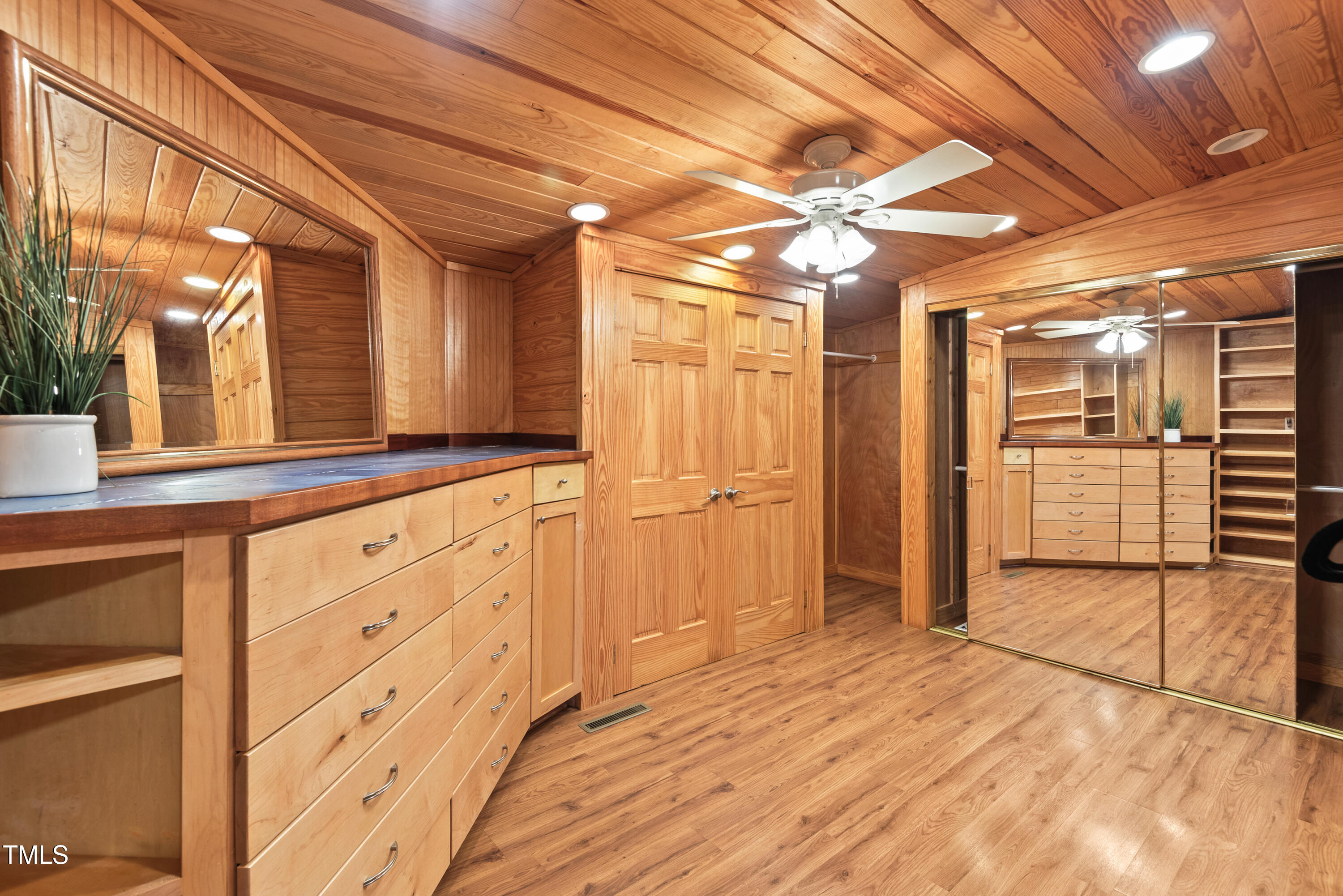 240 Running Deer Trail