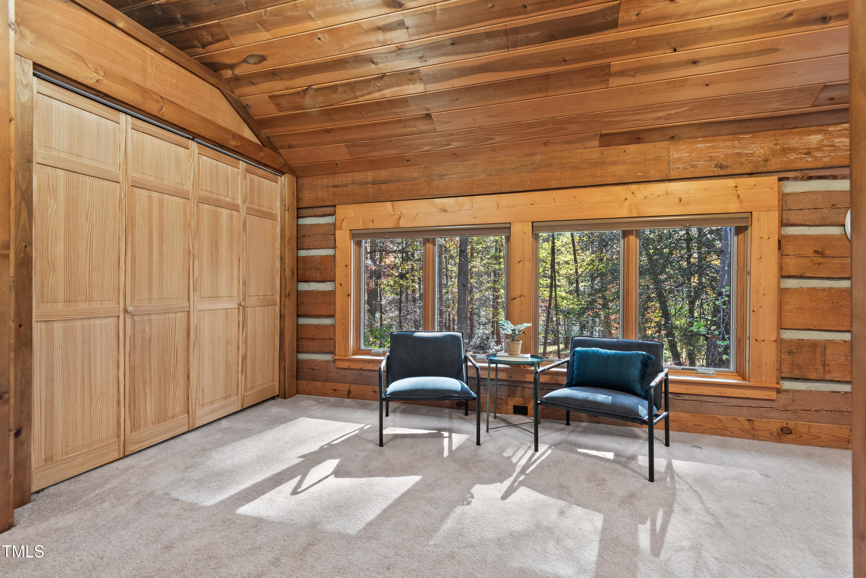 240 Running Deer Trail