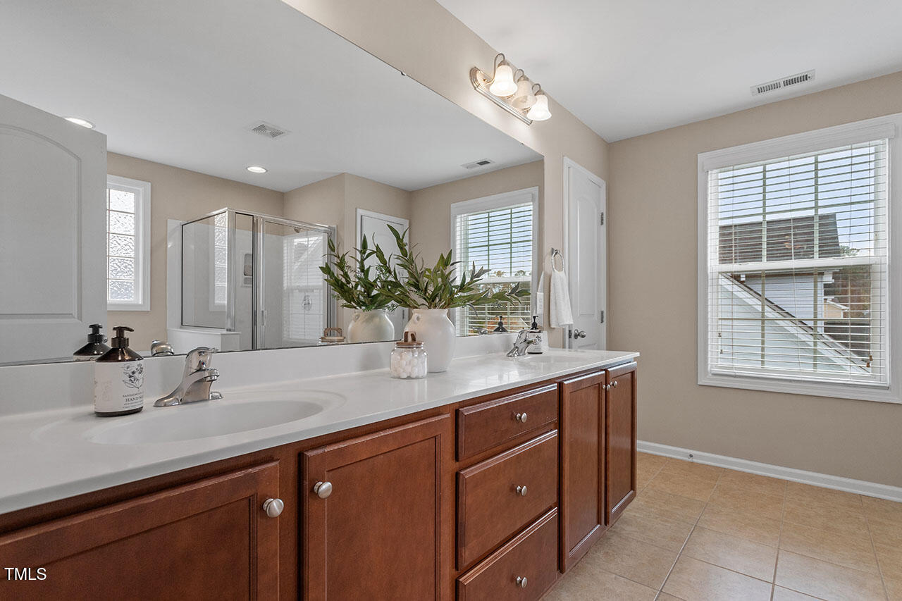 15 Hidden Ridge Court