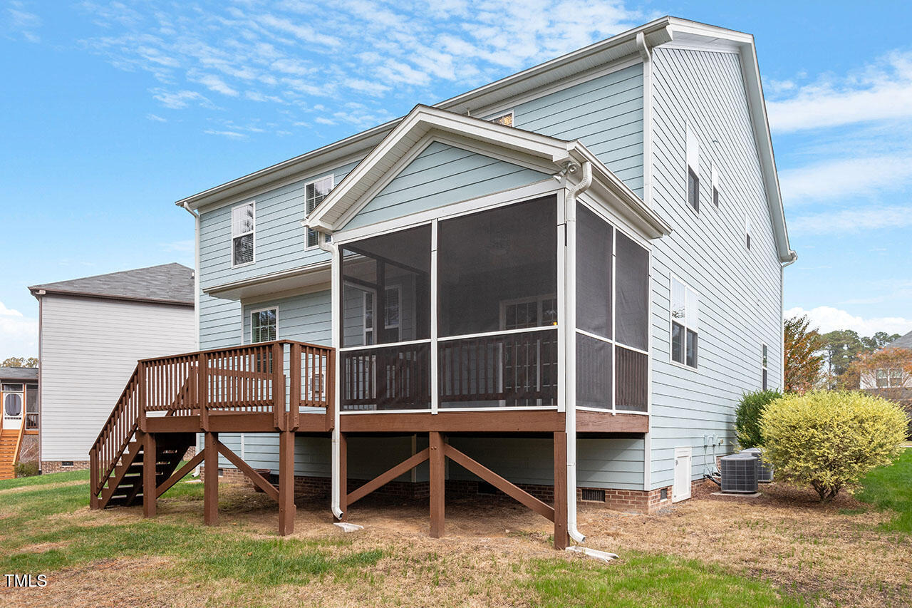 15 Hidden Ridge Court