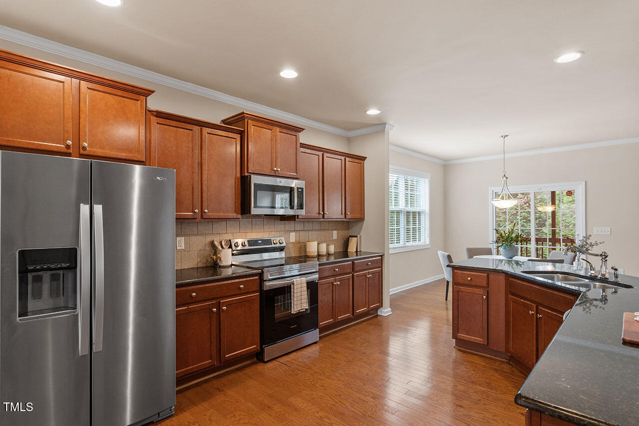 15 Hidden Ridge Court