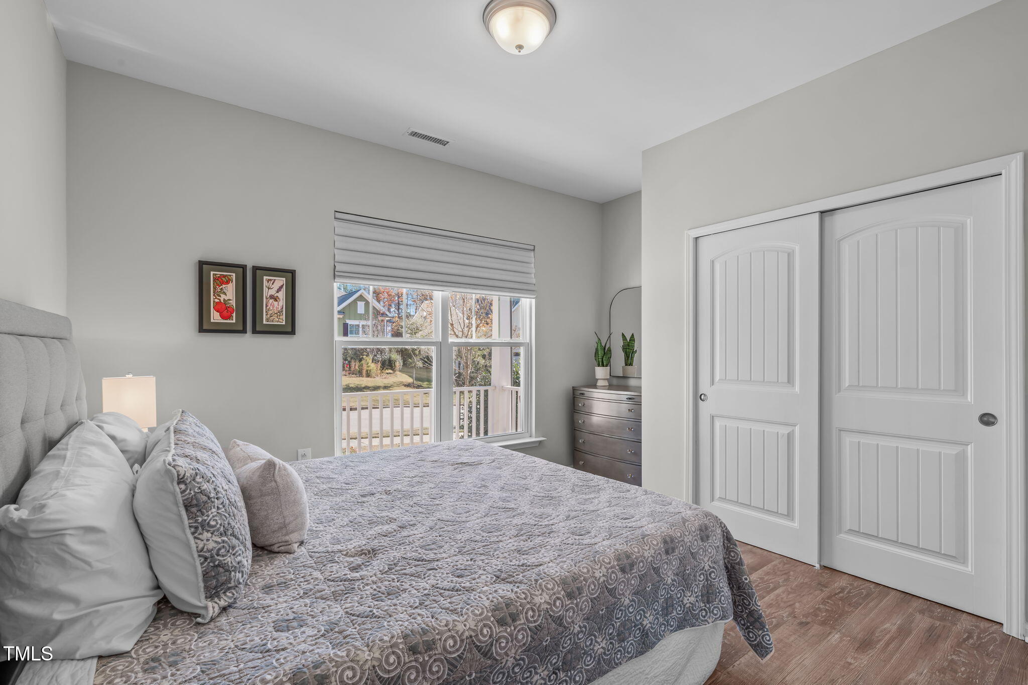 512 Oak Bluff Run
