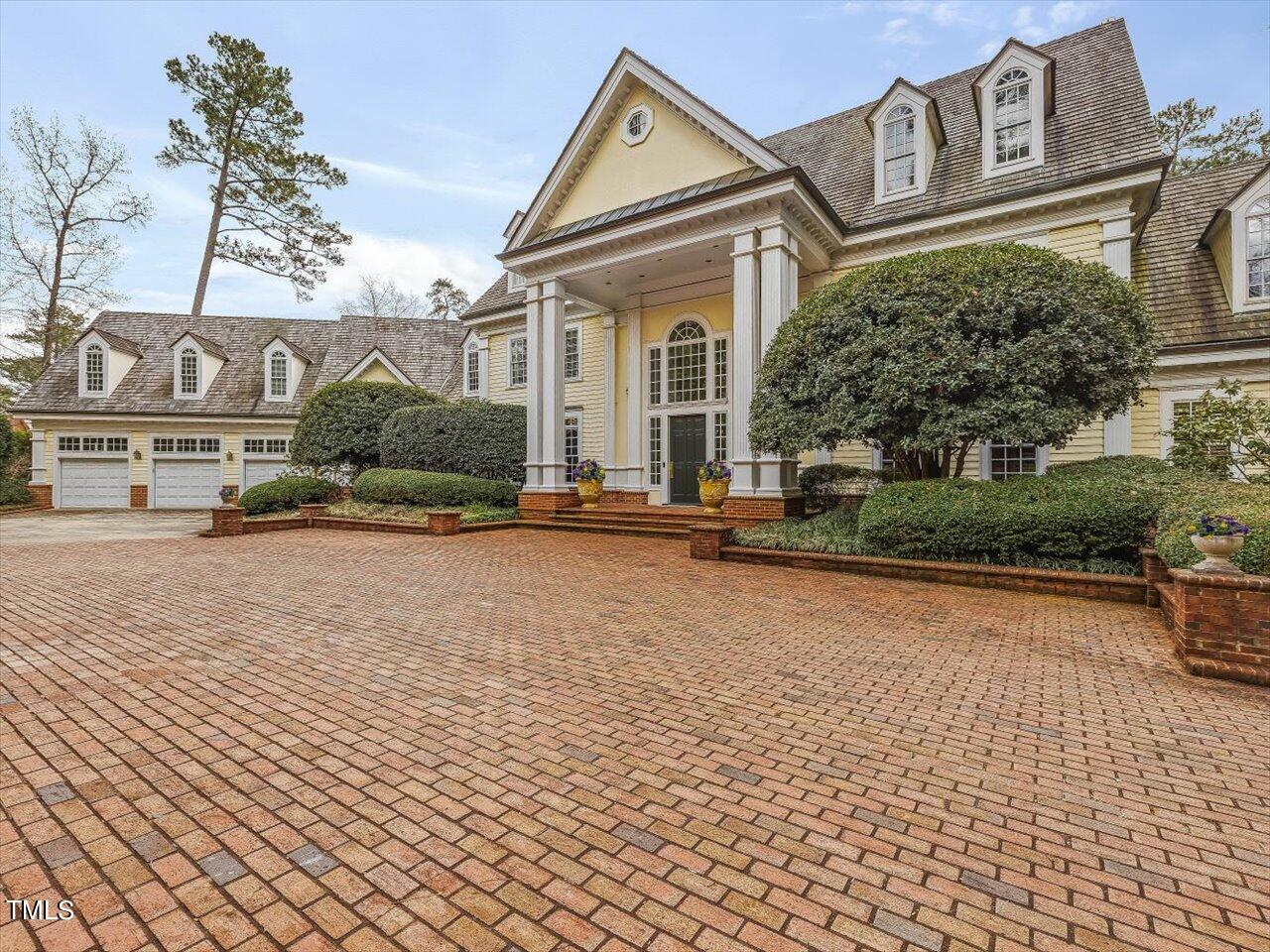3313 Devon Road