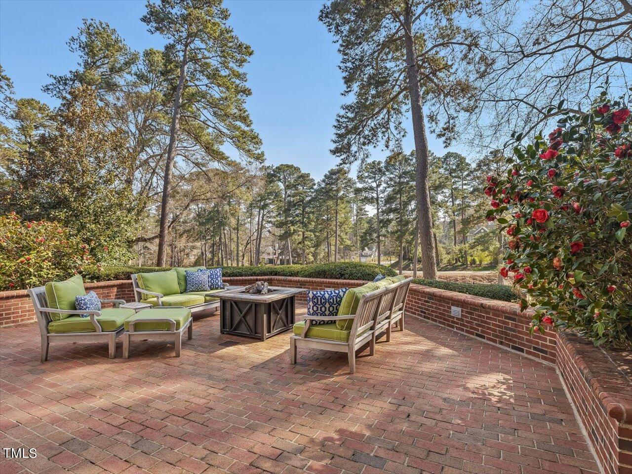 3313 Devon Road