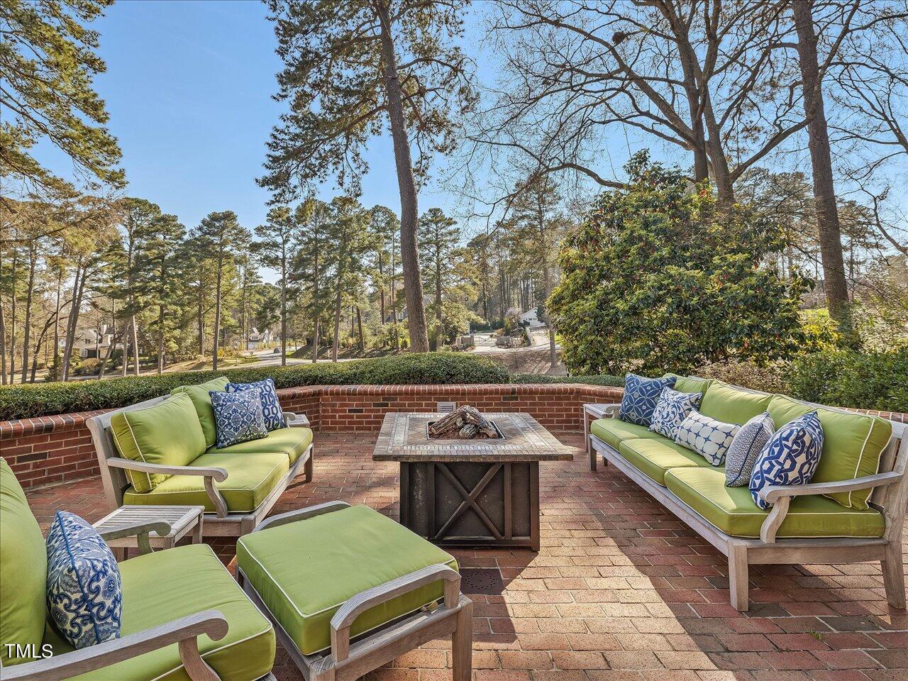 3313 Devon Road