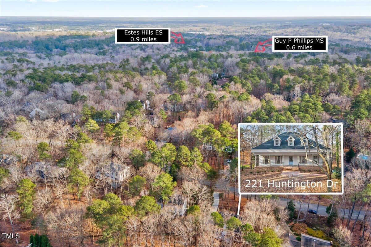 221 Huntington Drive