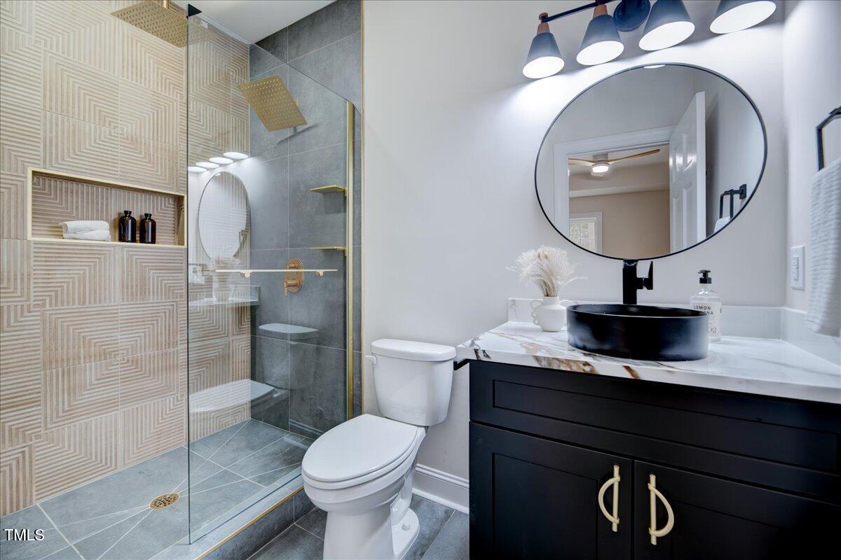 221 Huntington Drive