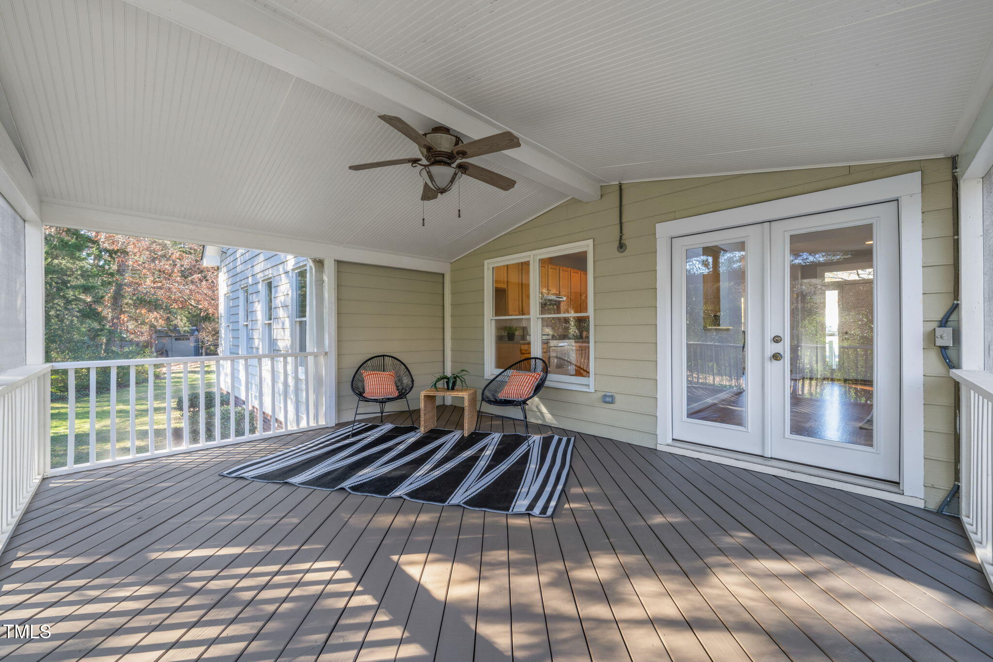 105 Candlelight Court