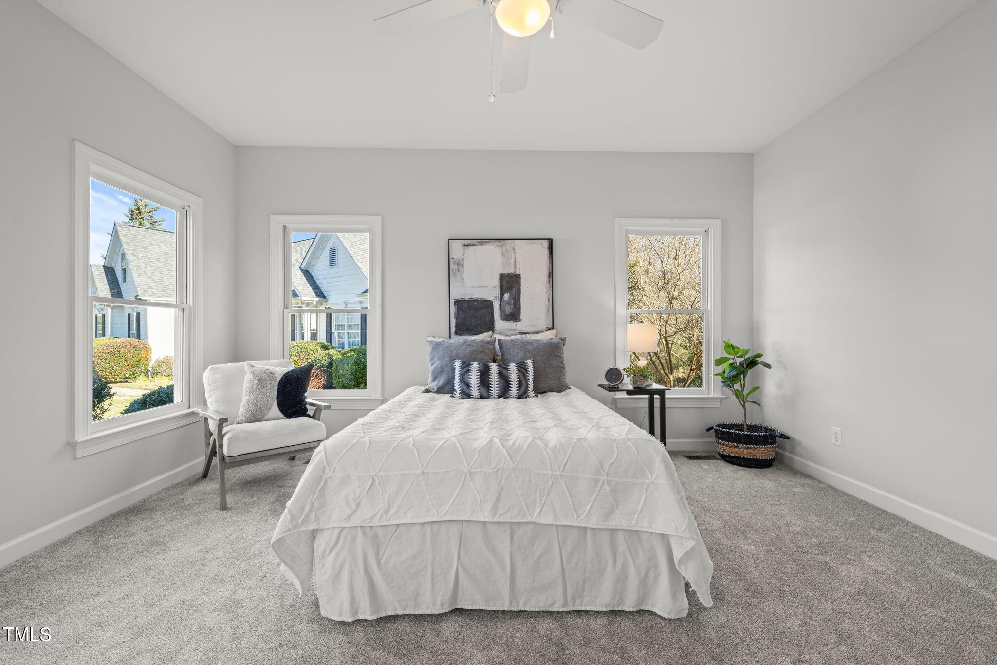 105 Candlelight Court