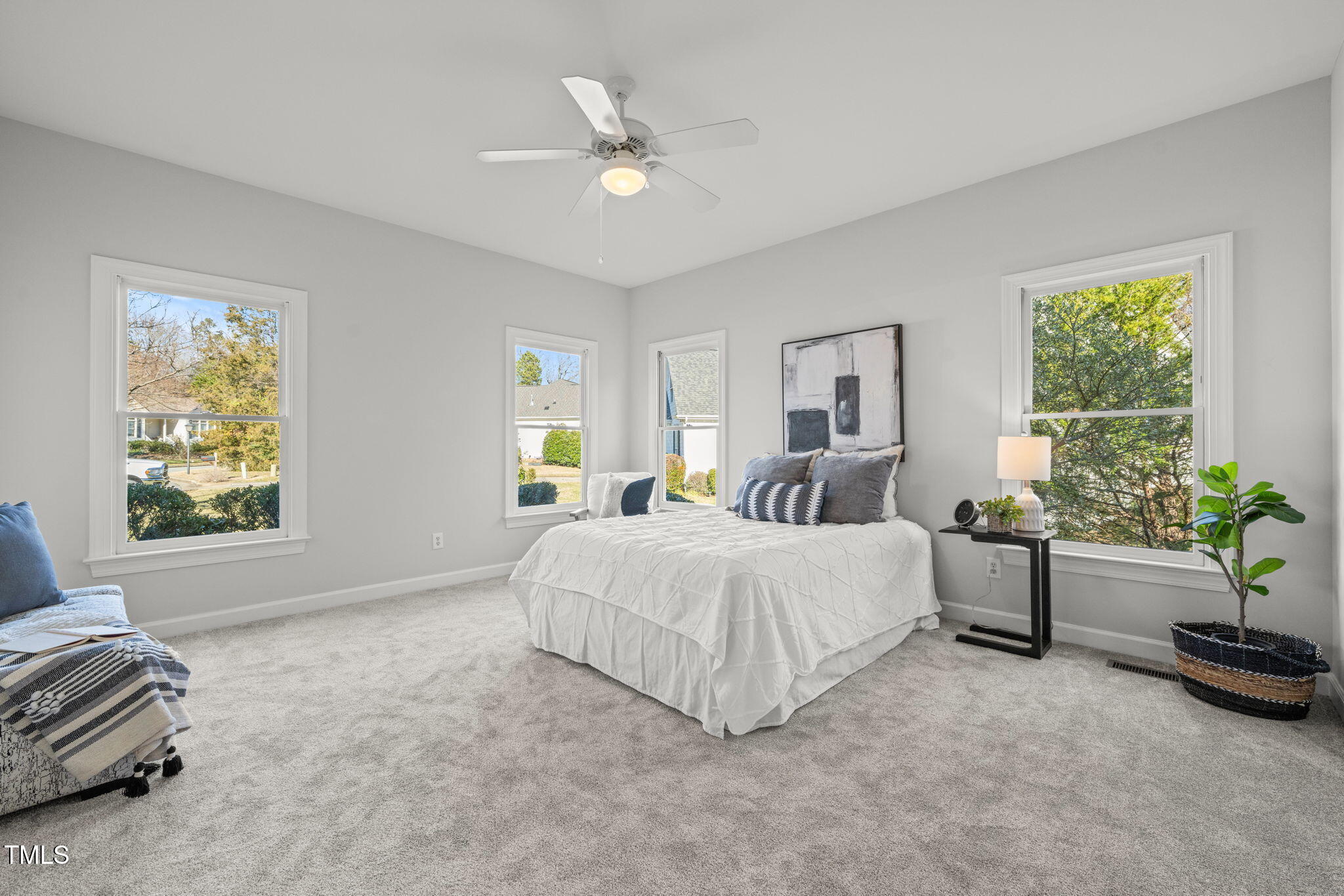 105 Candlelight Court