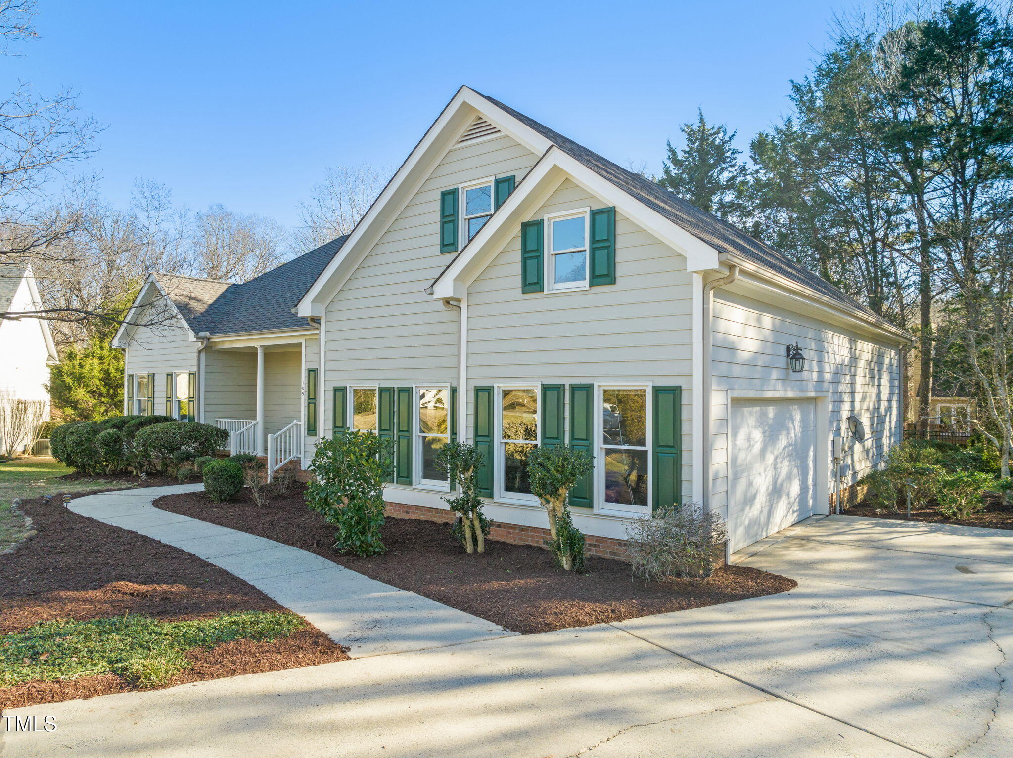 105 Candlelight Court