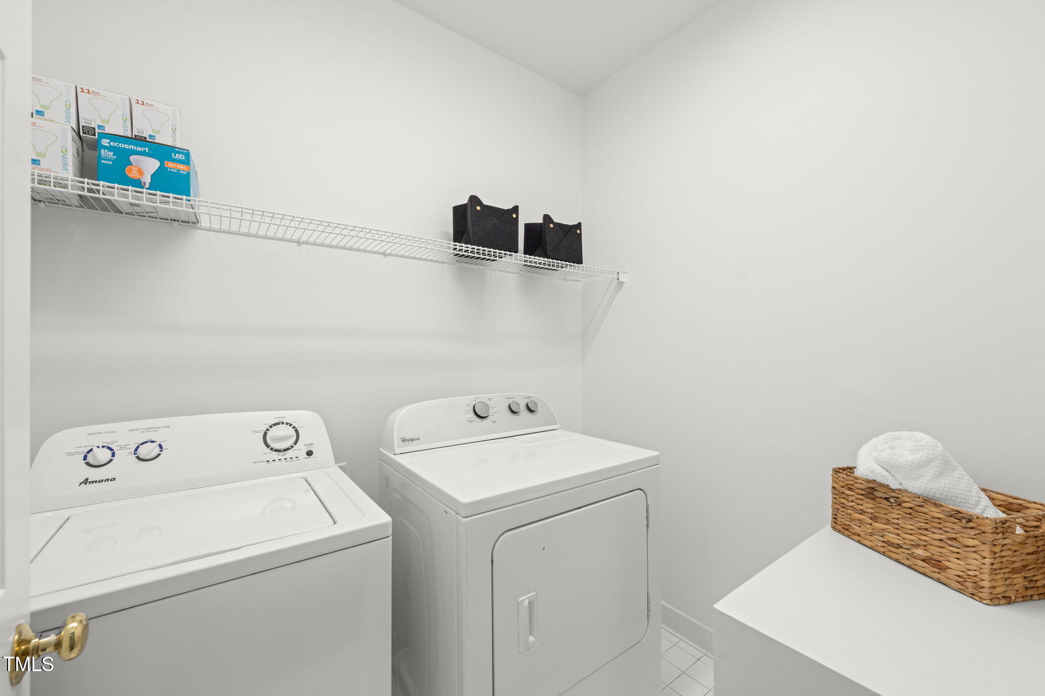 105 Candlelight Court