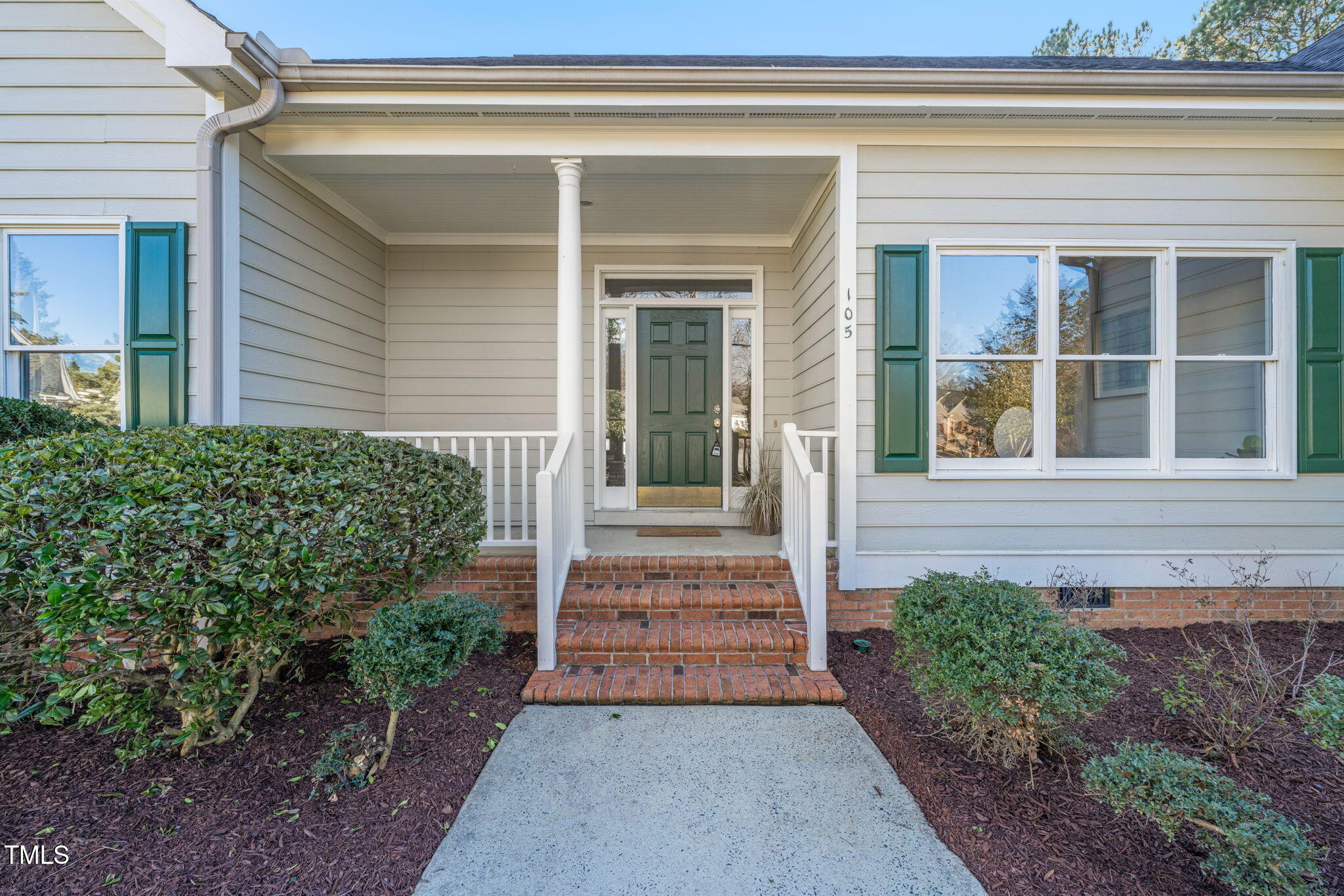 105 Candlelight Court