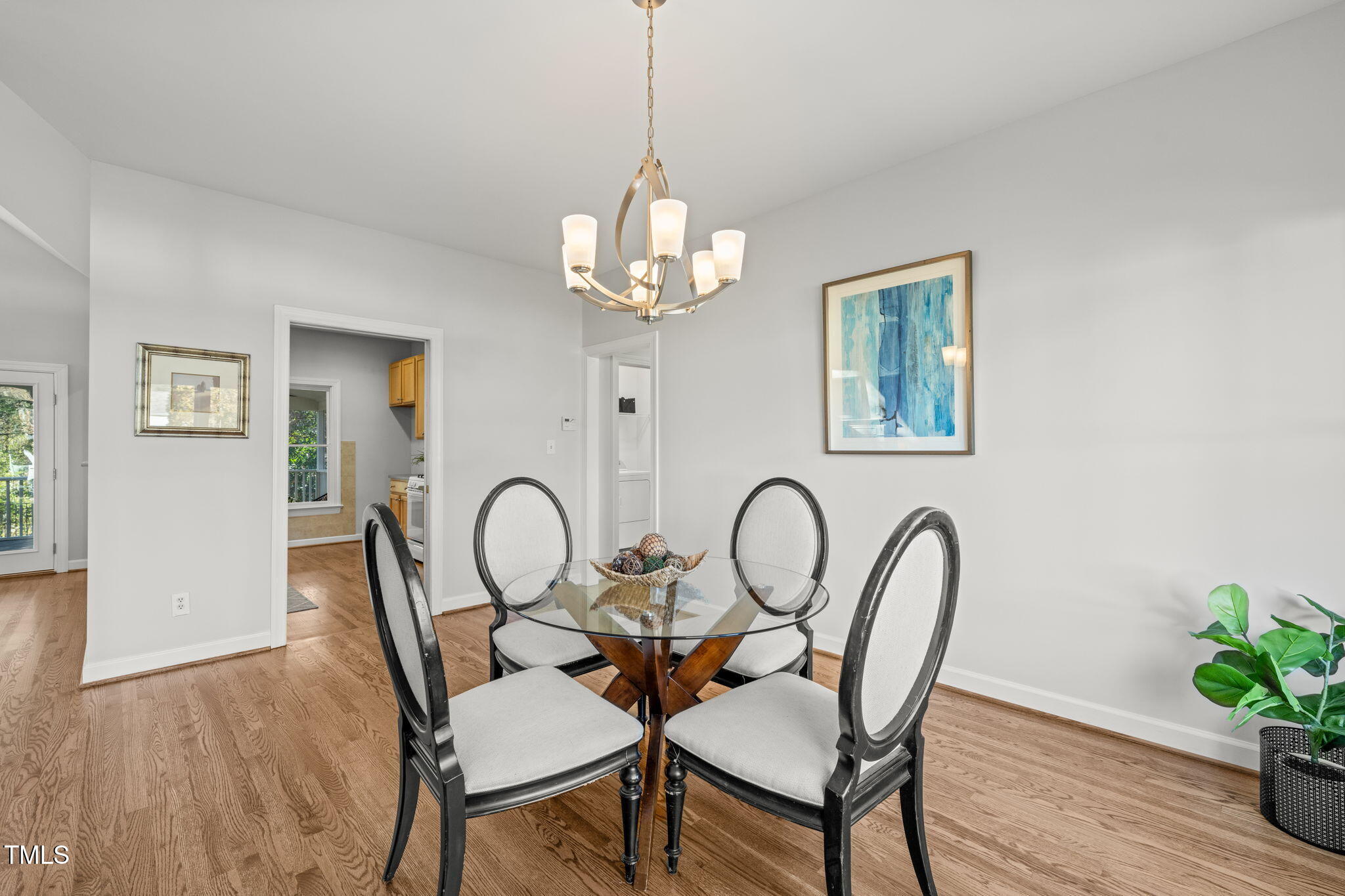 105 Candlelight Court