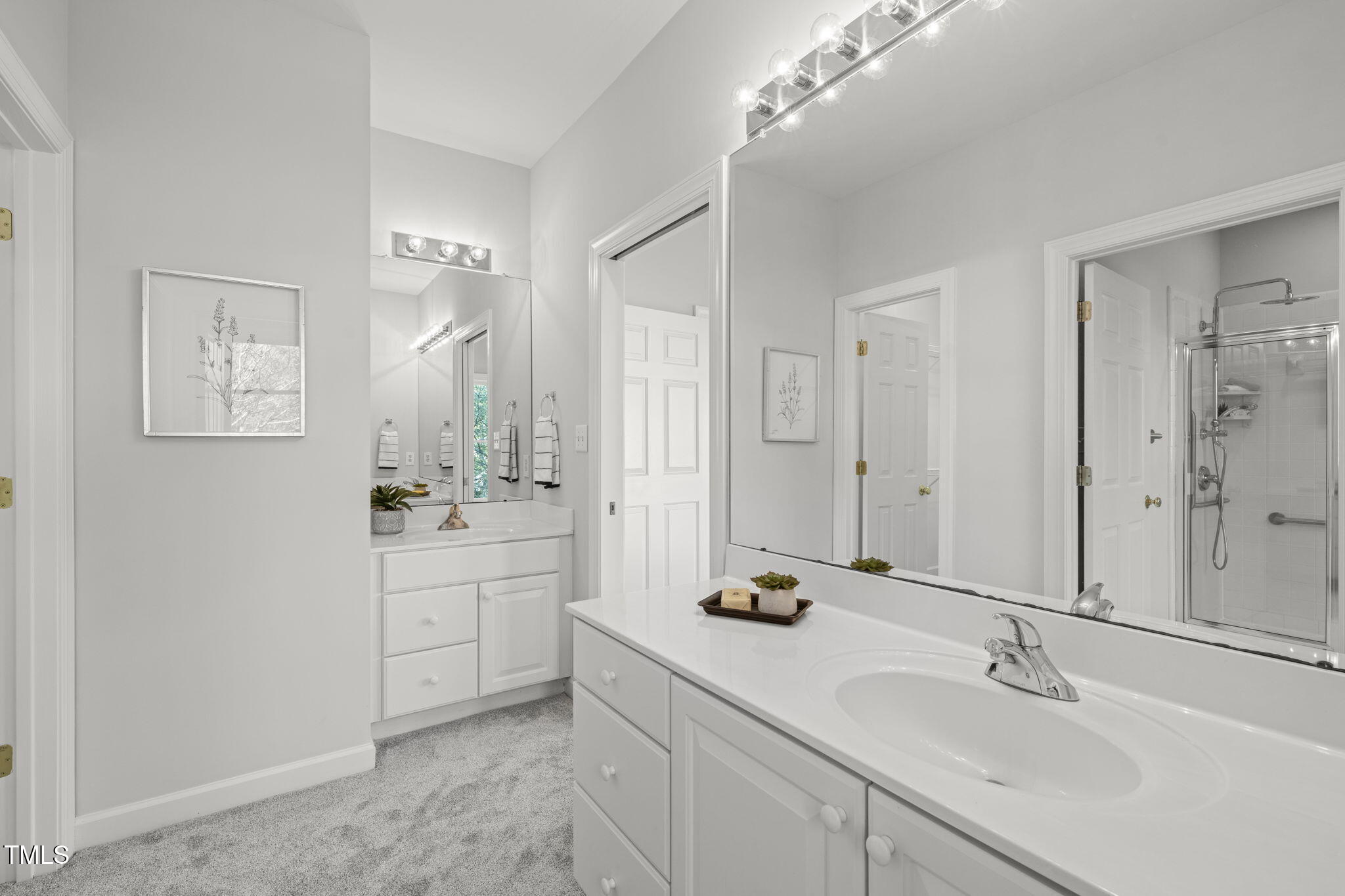 105 Candlelight Court