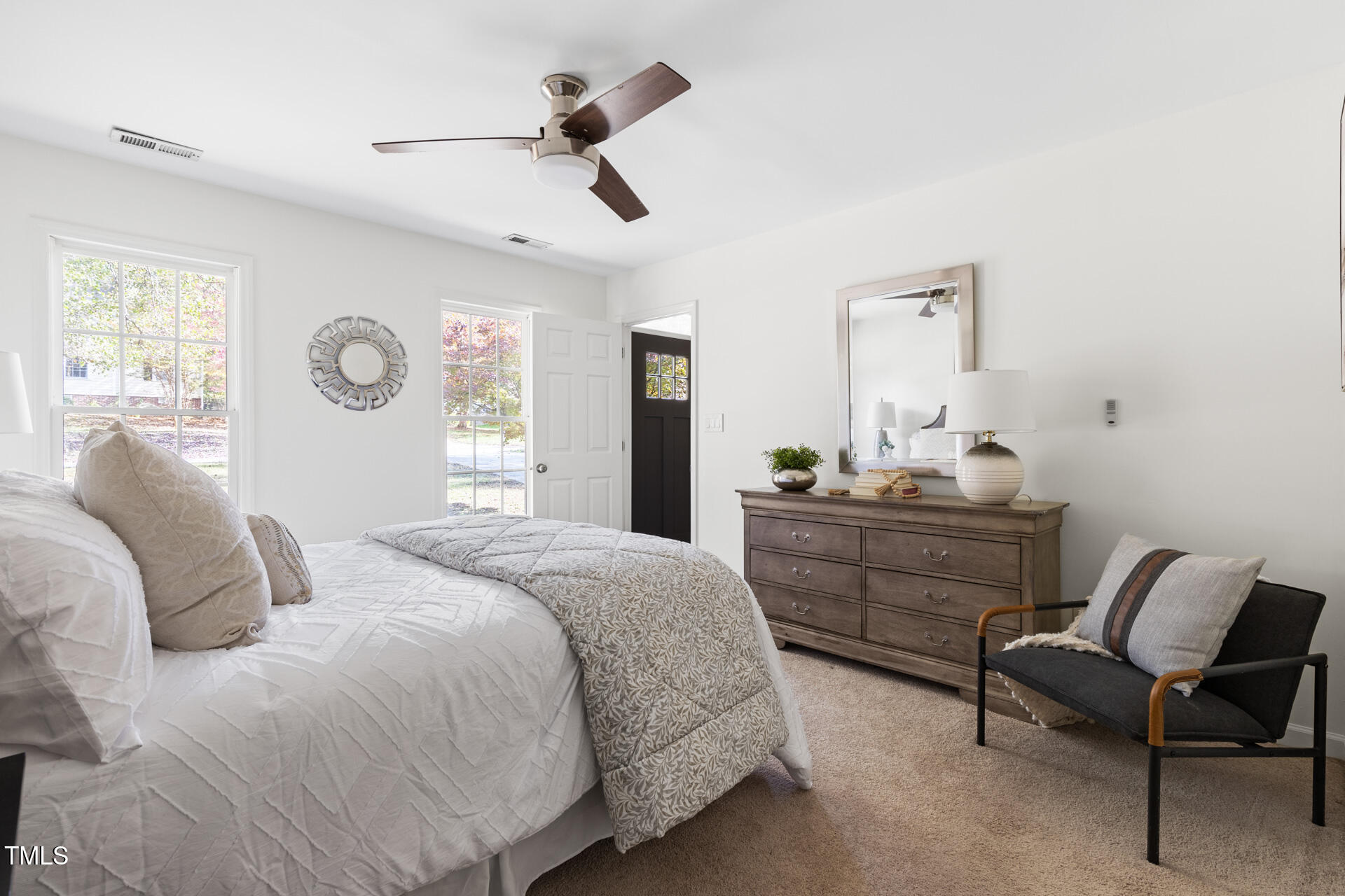 7 Creeks Edge Court