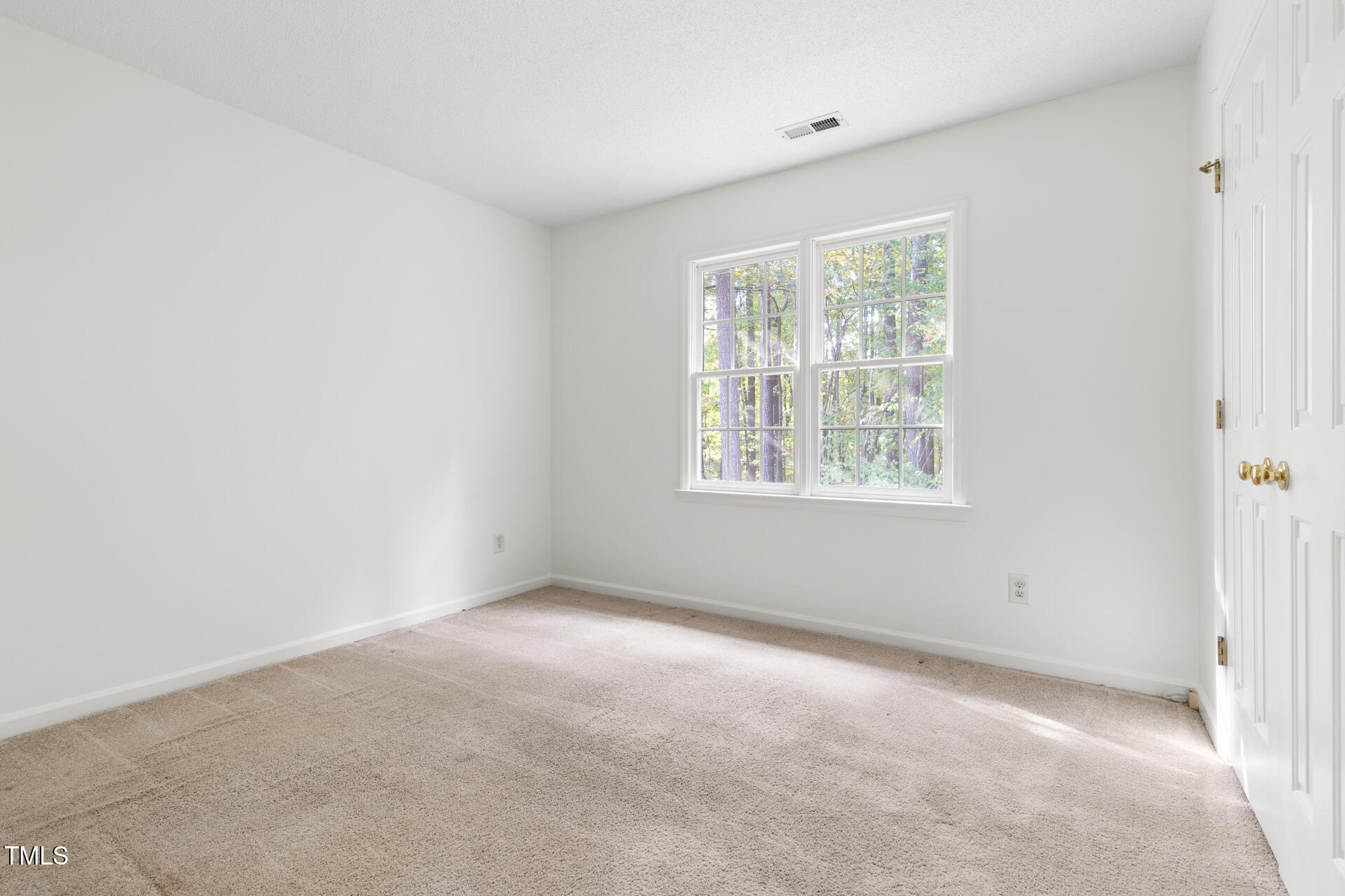 7 Creeks Edge Court