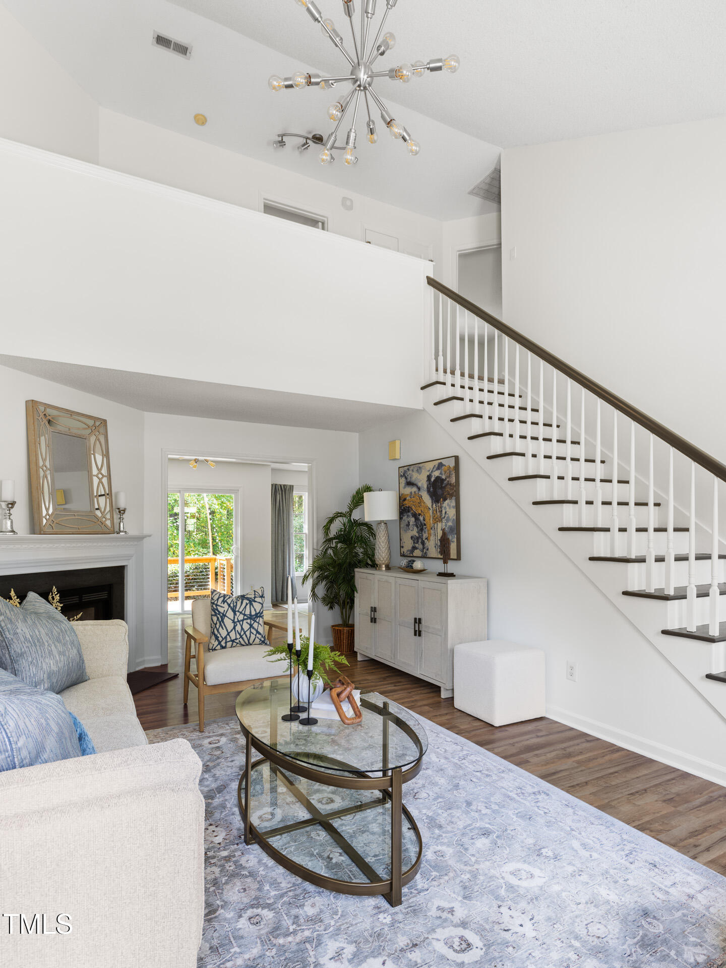 7 Creeks Edge Court