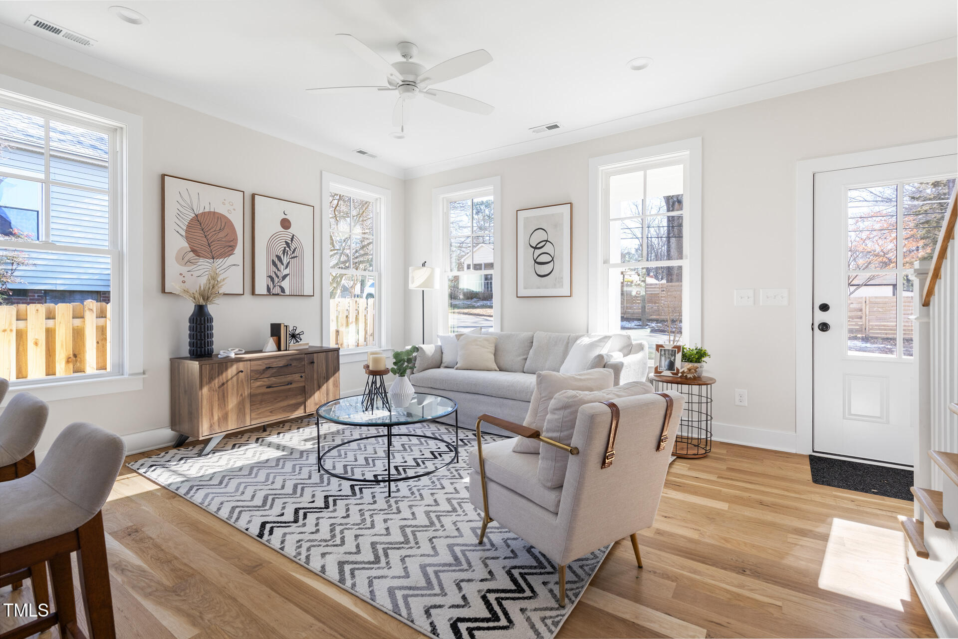 208 W Maynard Avenue