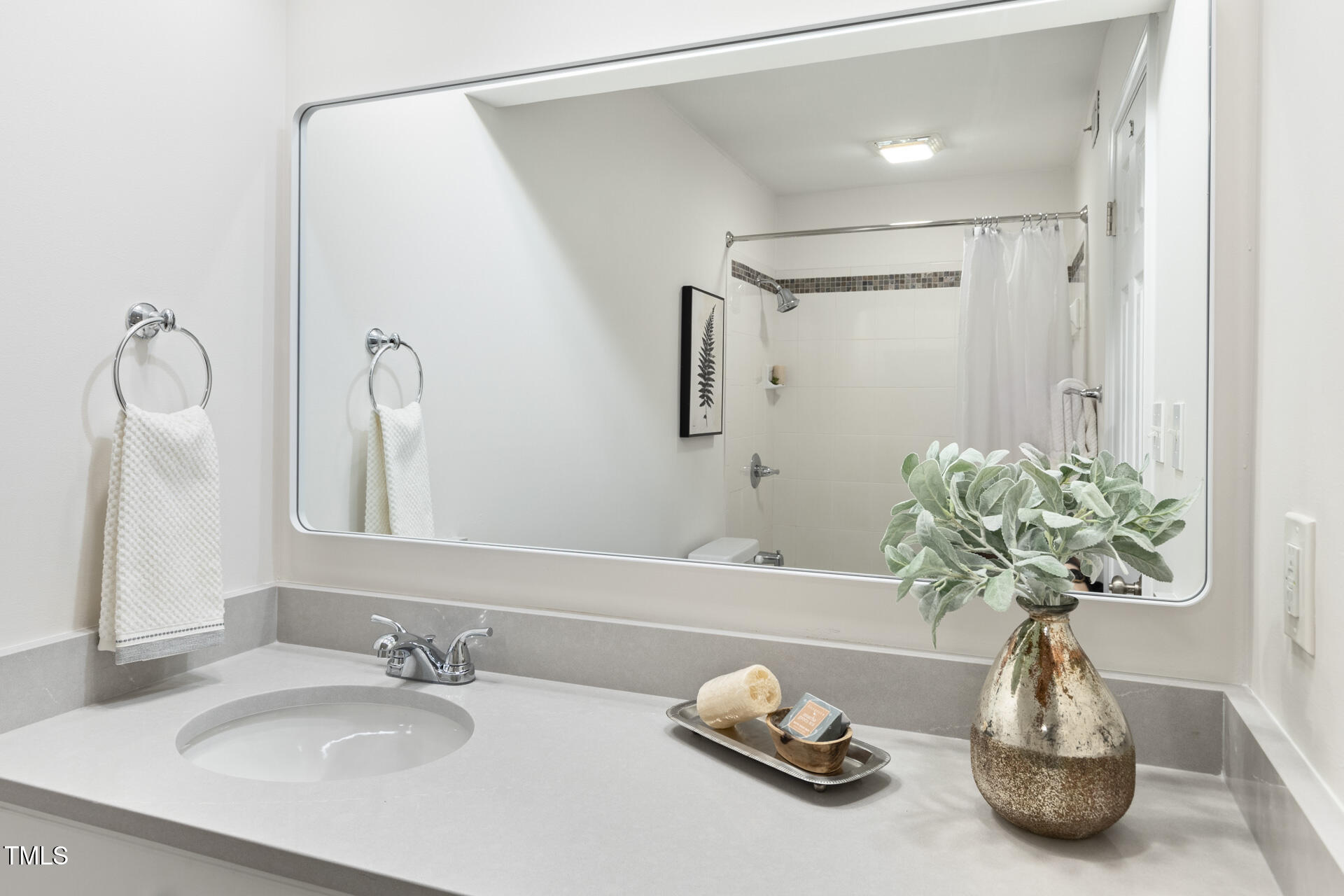 1011 Wirewood Drive # 101