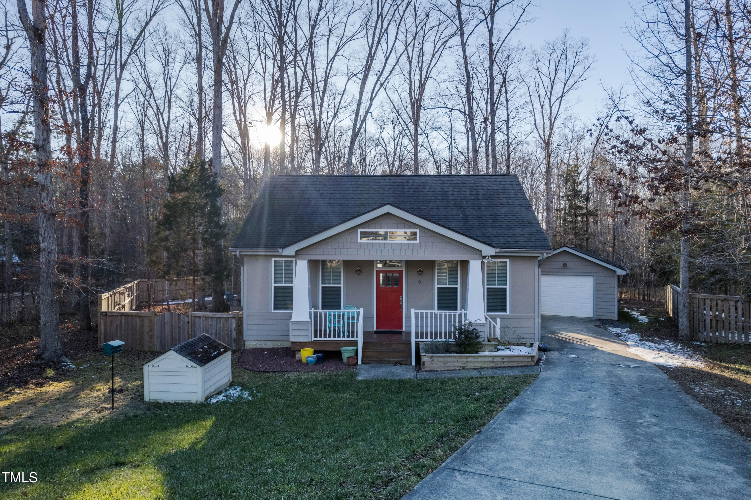 3 Moss Spring Court