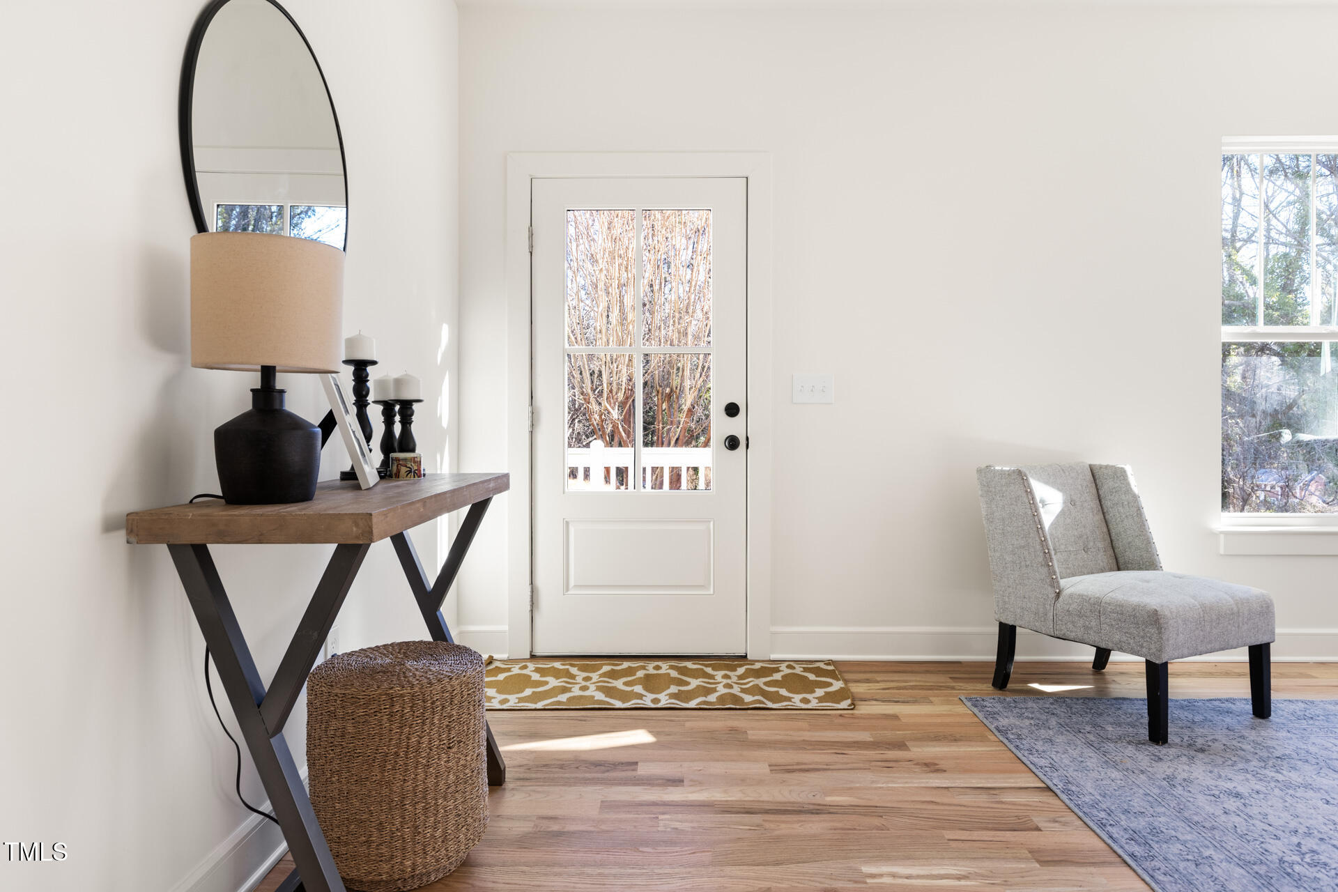 1039 W Murray Avenue