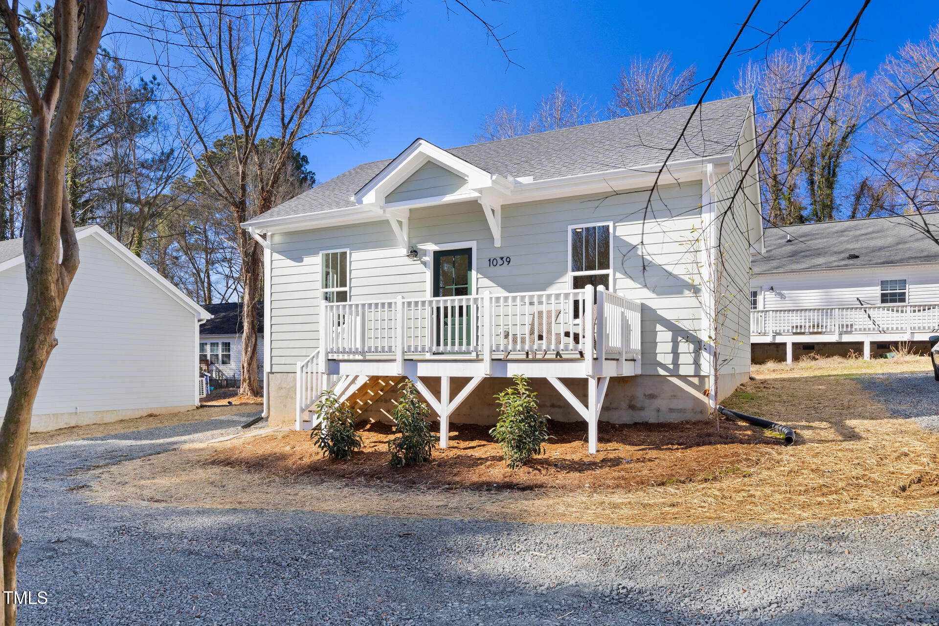 1039 W Murray Avenue