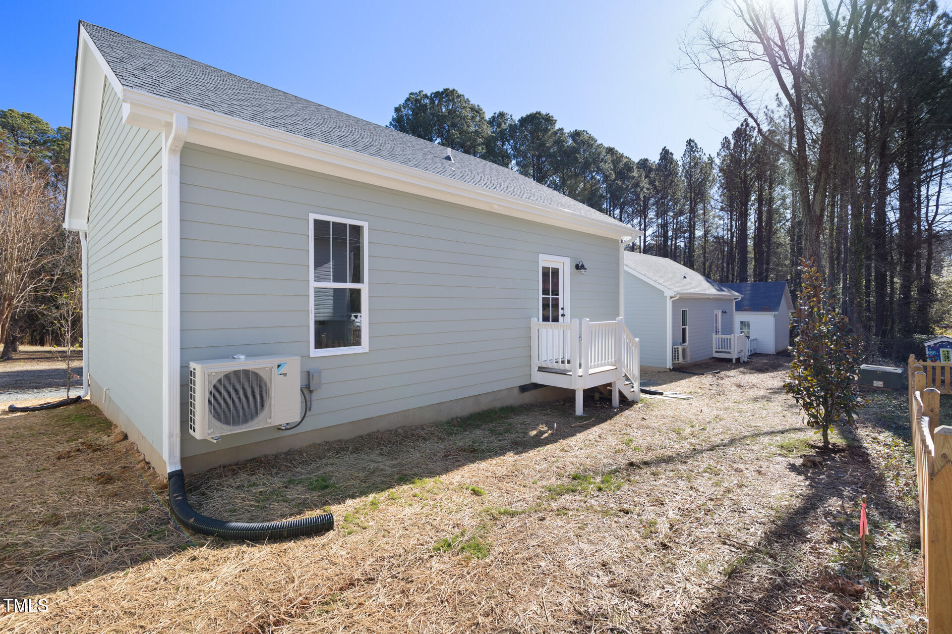 1039 W Murray Avenue