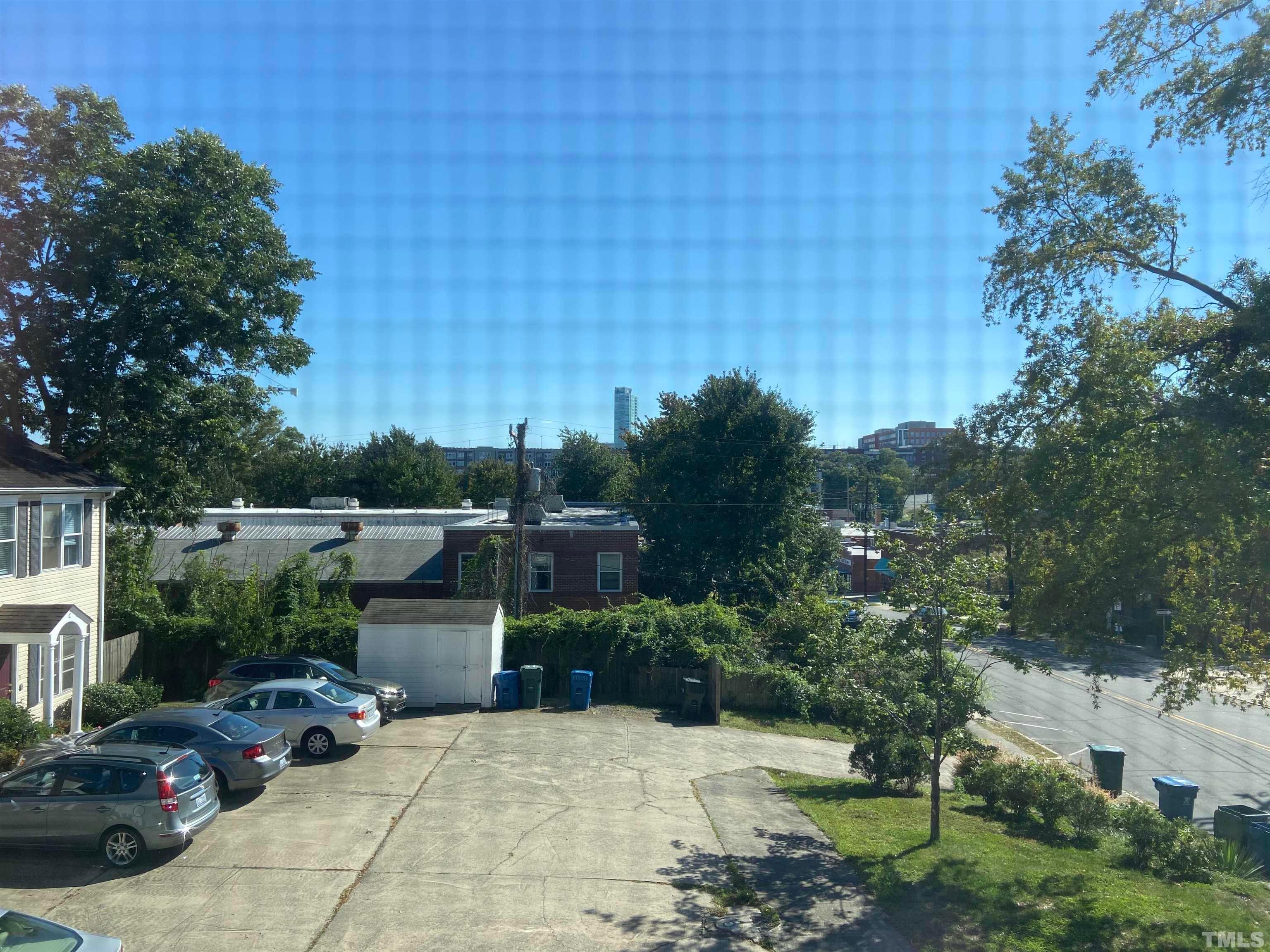 327 W Trinity Avenue Apt B