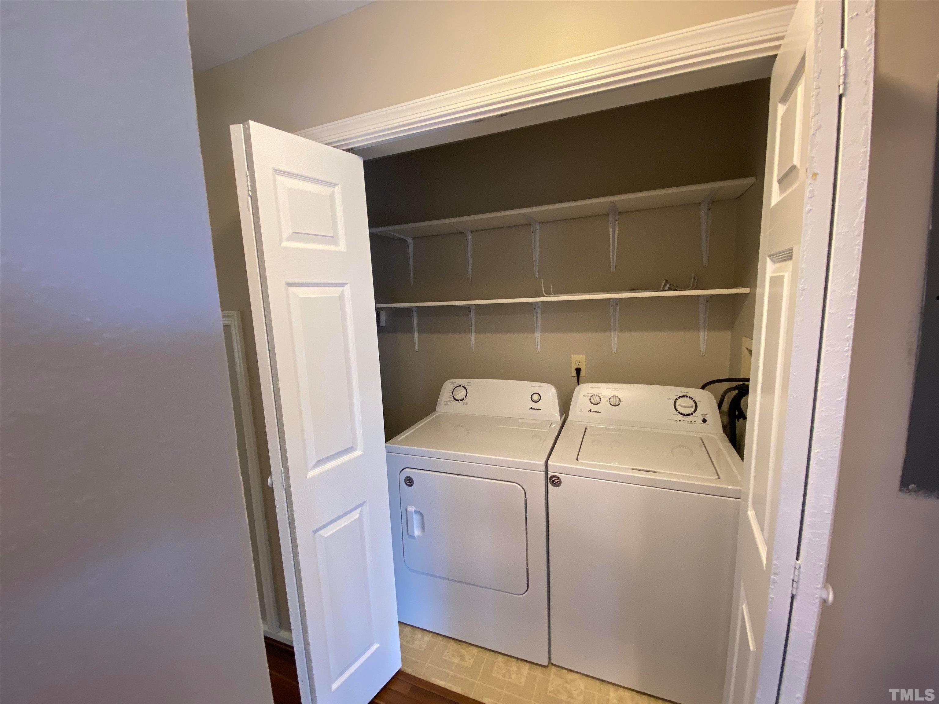 327 W Trinity Avenue Apt B