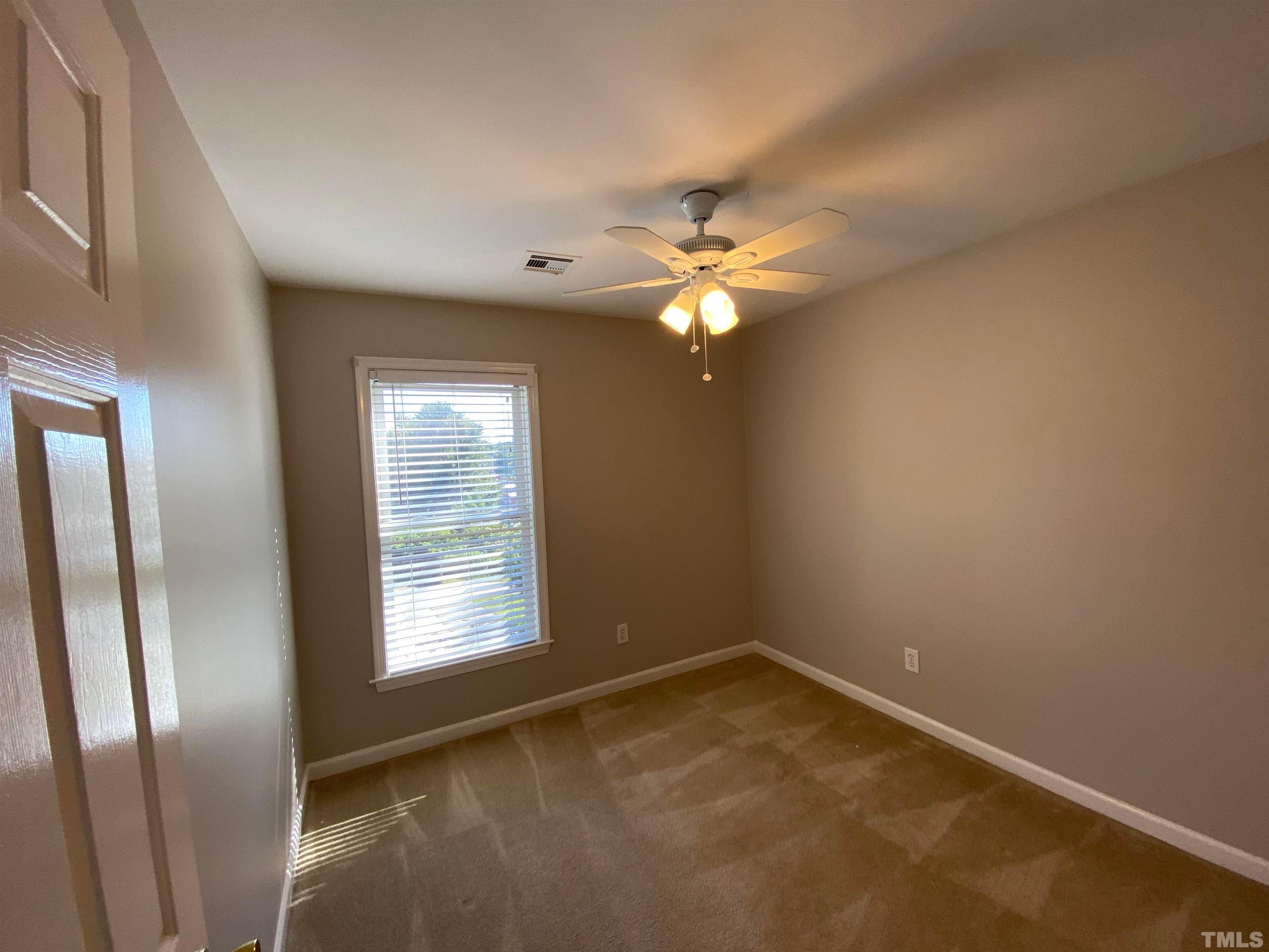 327 W Trinity Avenue Apt B
