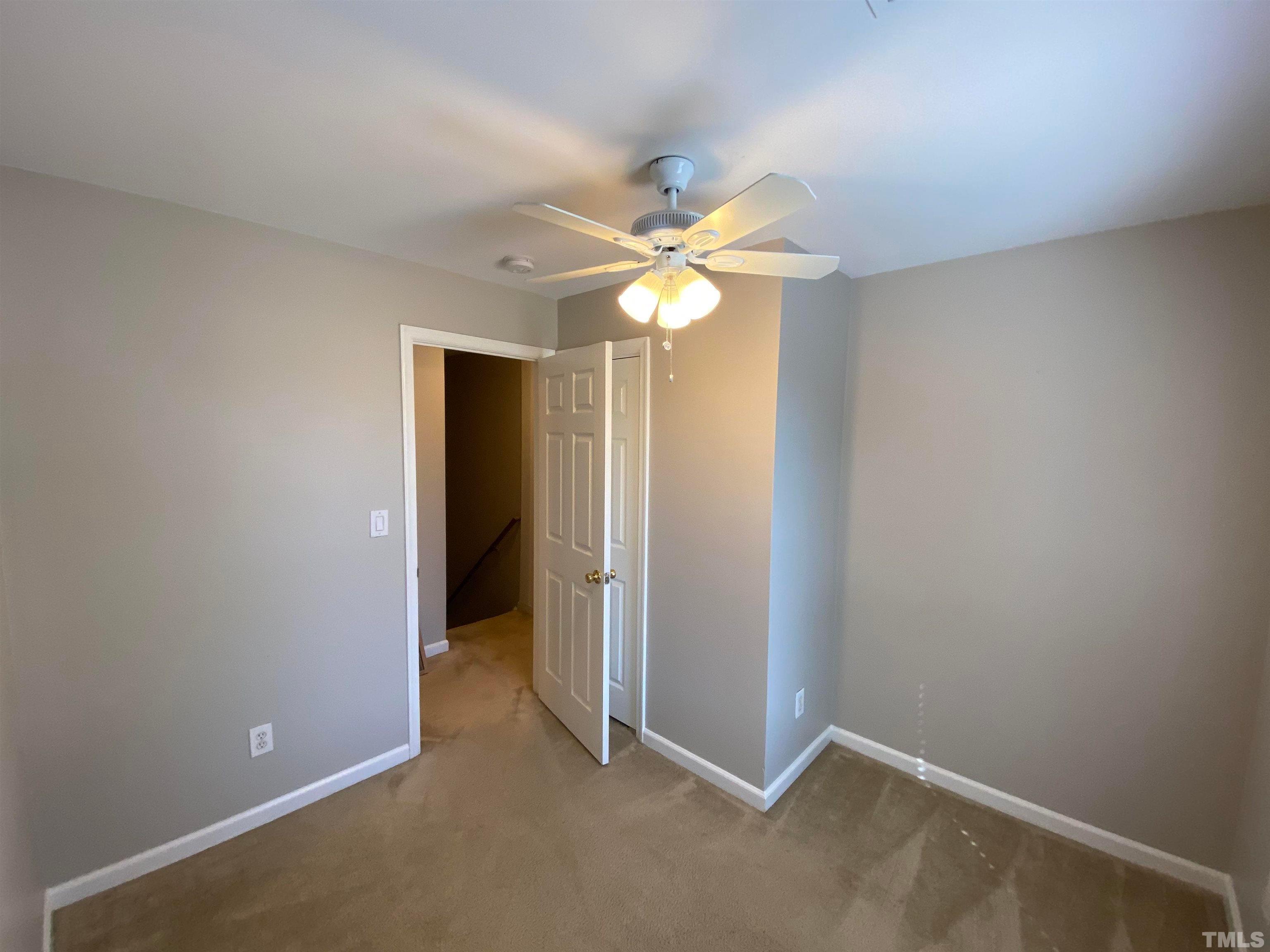 327 W Trinity Avenue Apt B