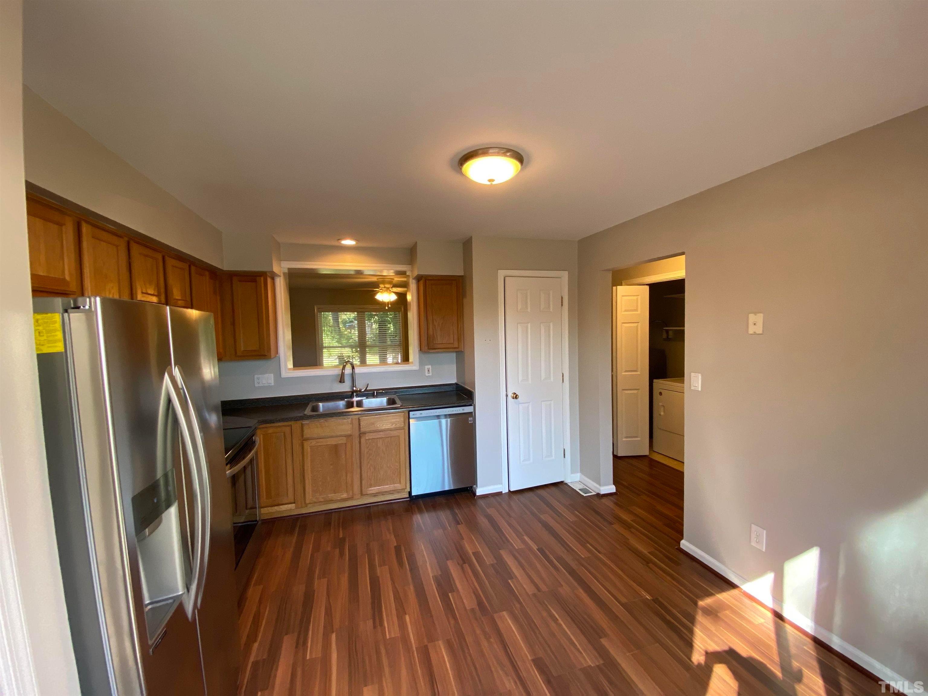 327 W Trinity Avenue Apt B