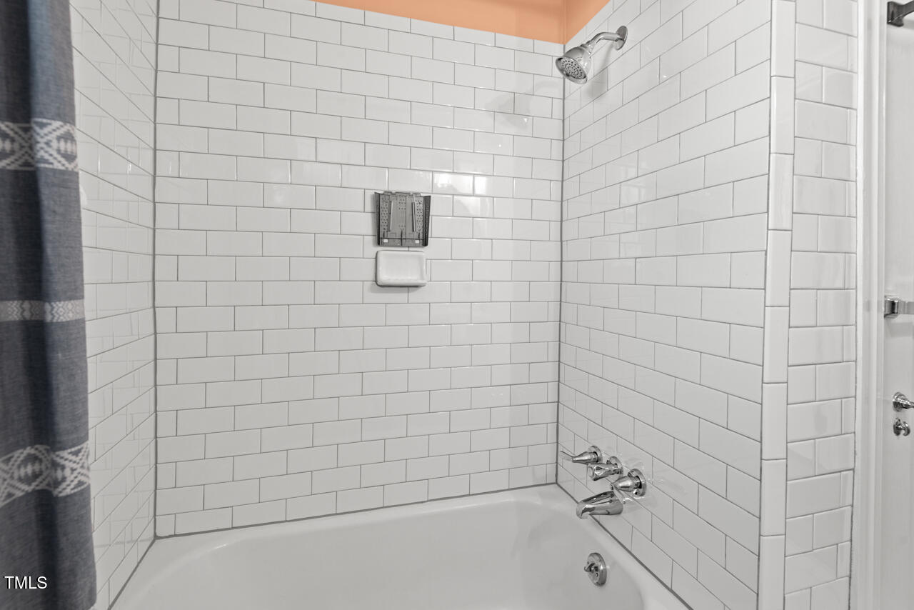 2419 Highland Avenue