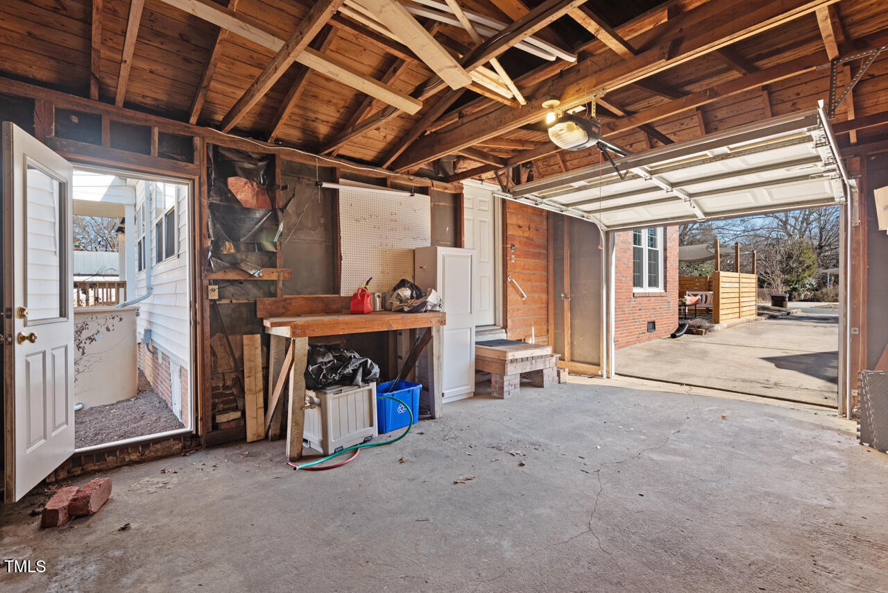 2419 Highland Avenue