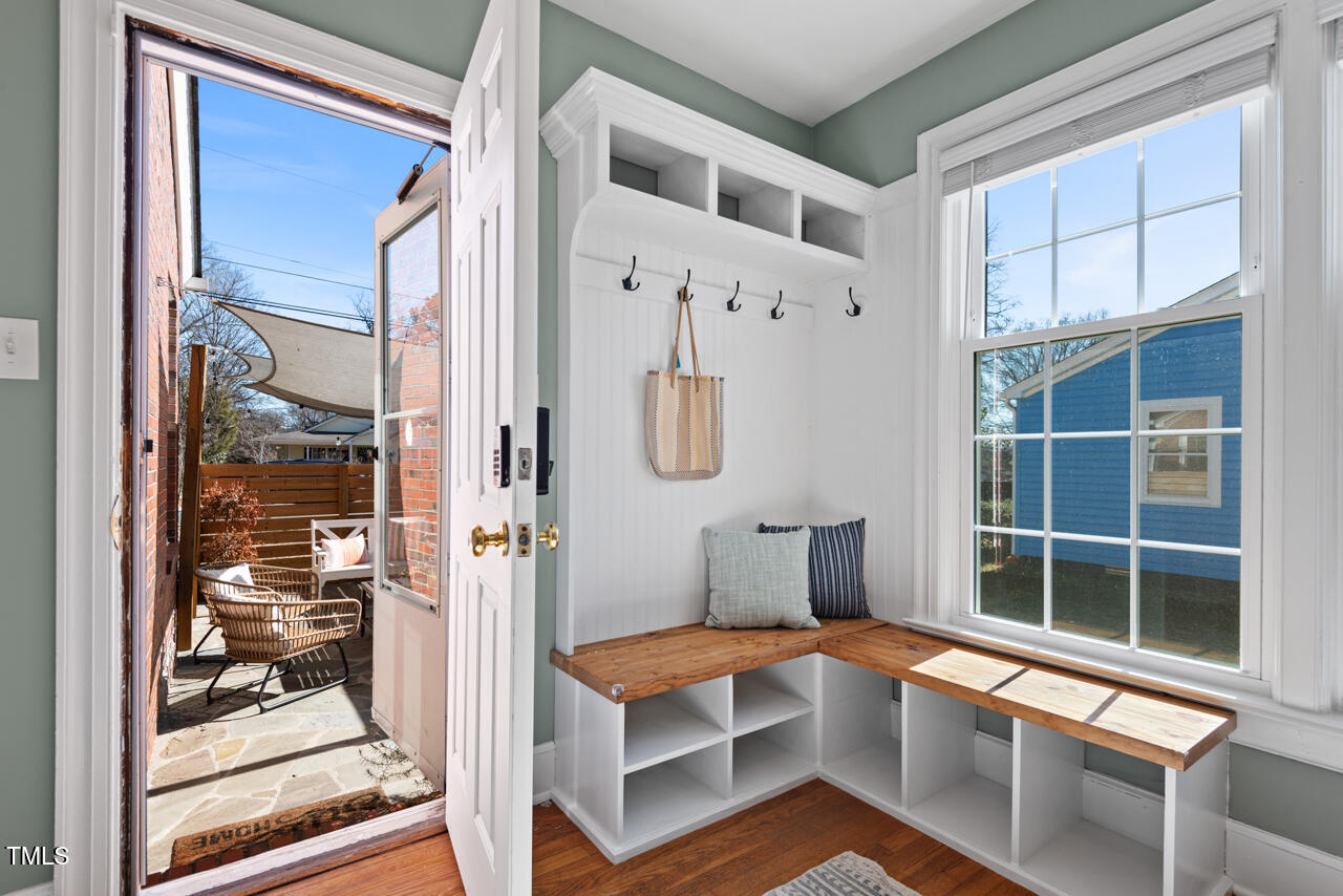 2419 Highland Avenue