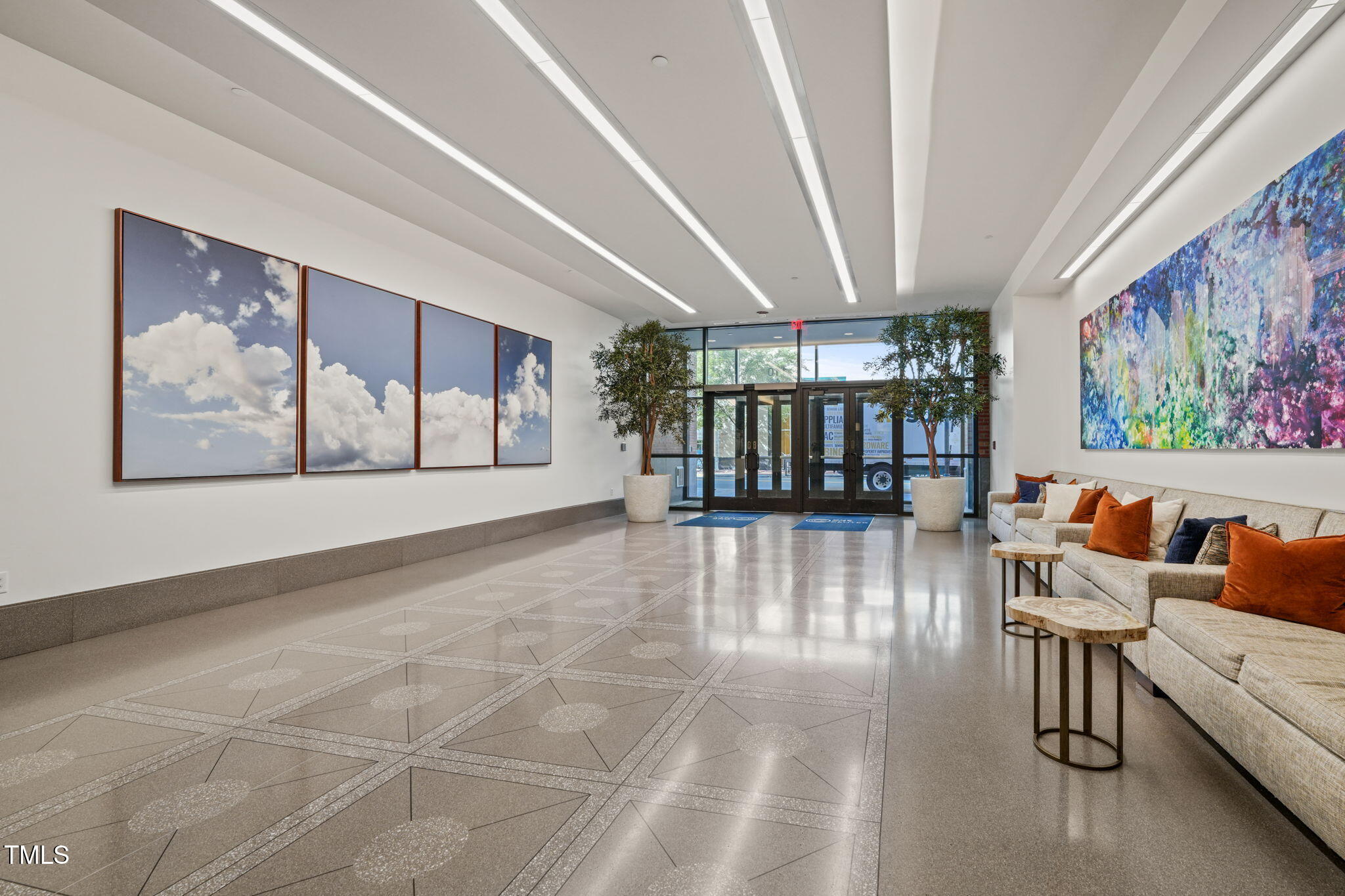 110 N Corcoran Street # 2304