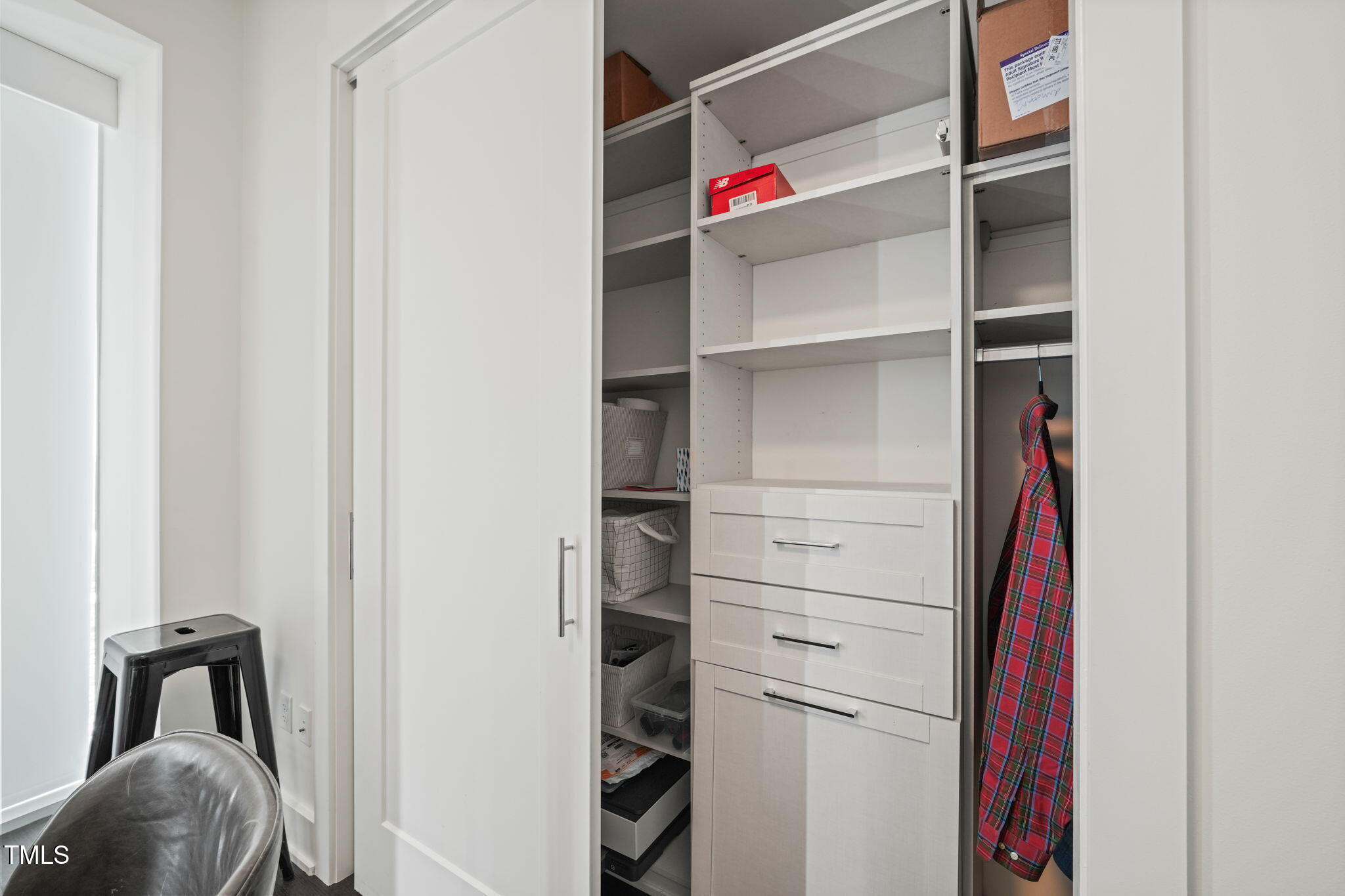 110 N Corcoran Street # 2304