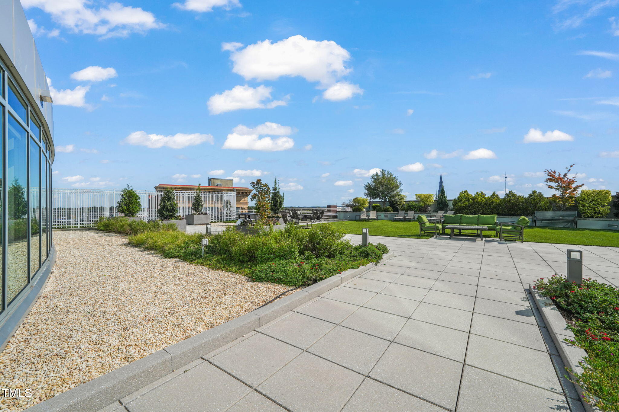 110 N Corcoran Street # 2304