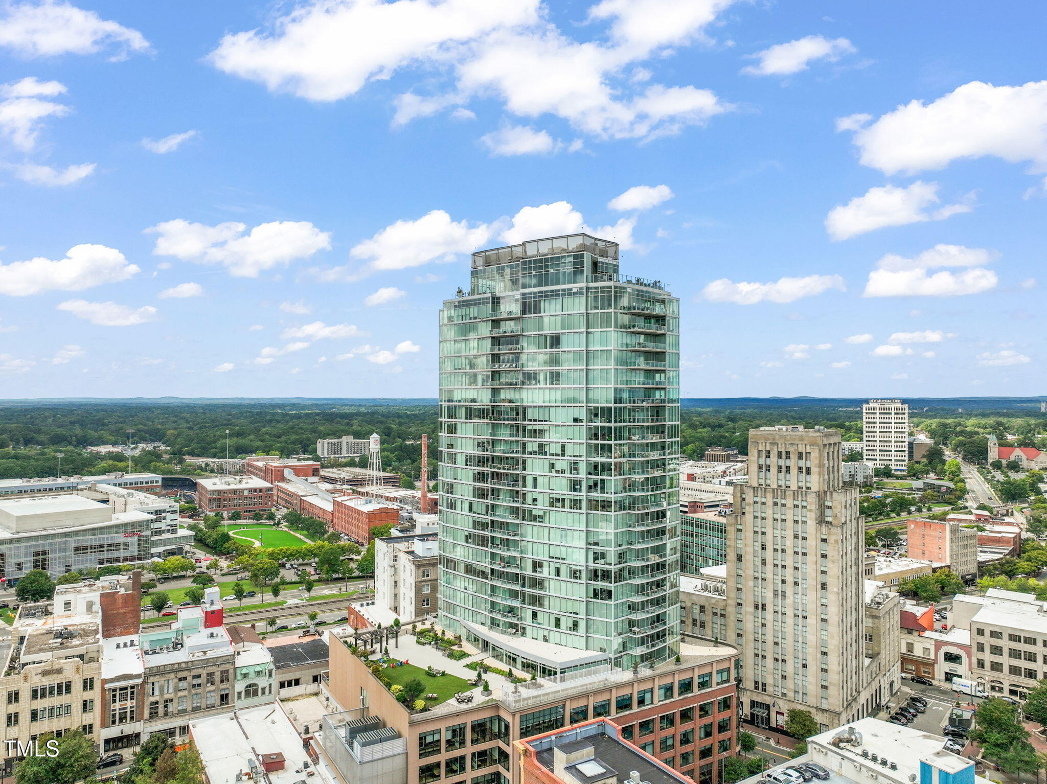 110 N Corcoran Street # 2304