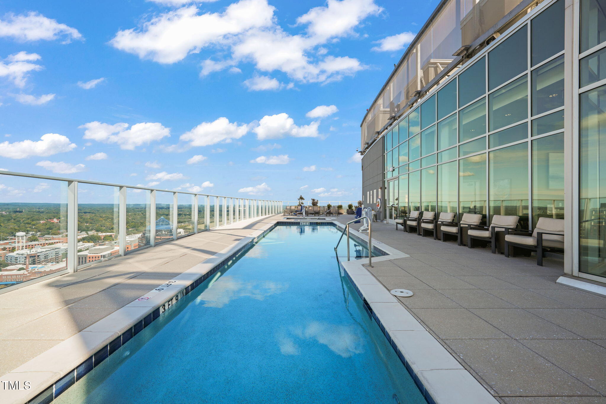 110 N Corcoran Street # 2304