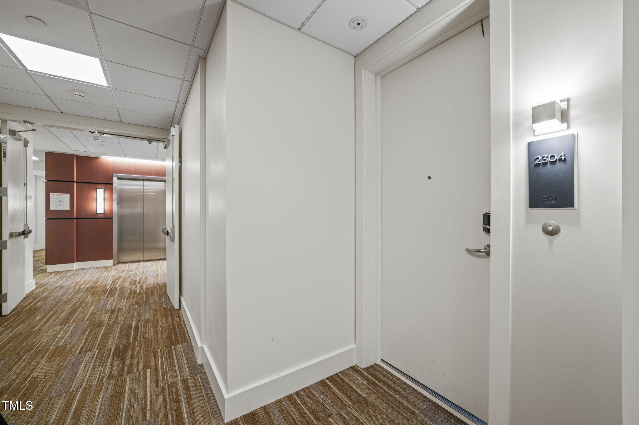 110 N Corcoran Street # 2304