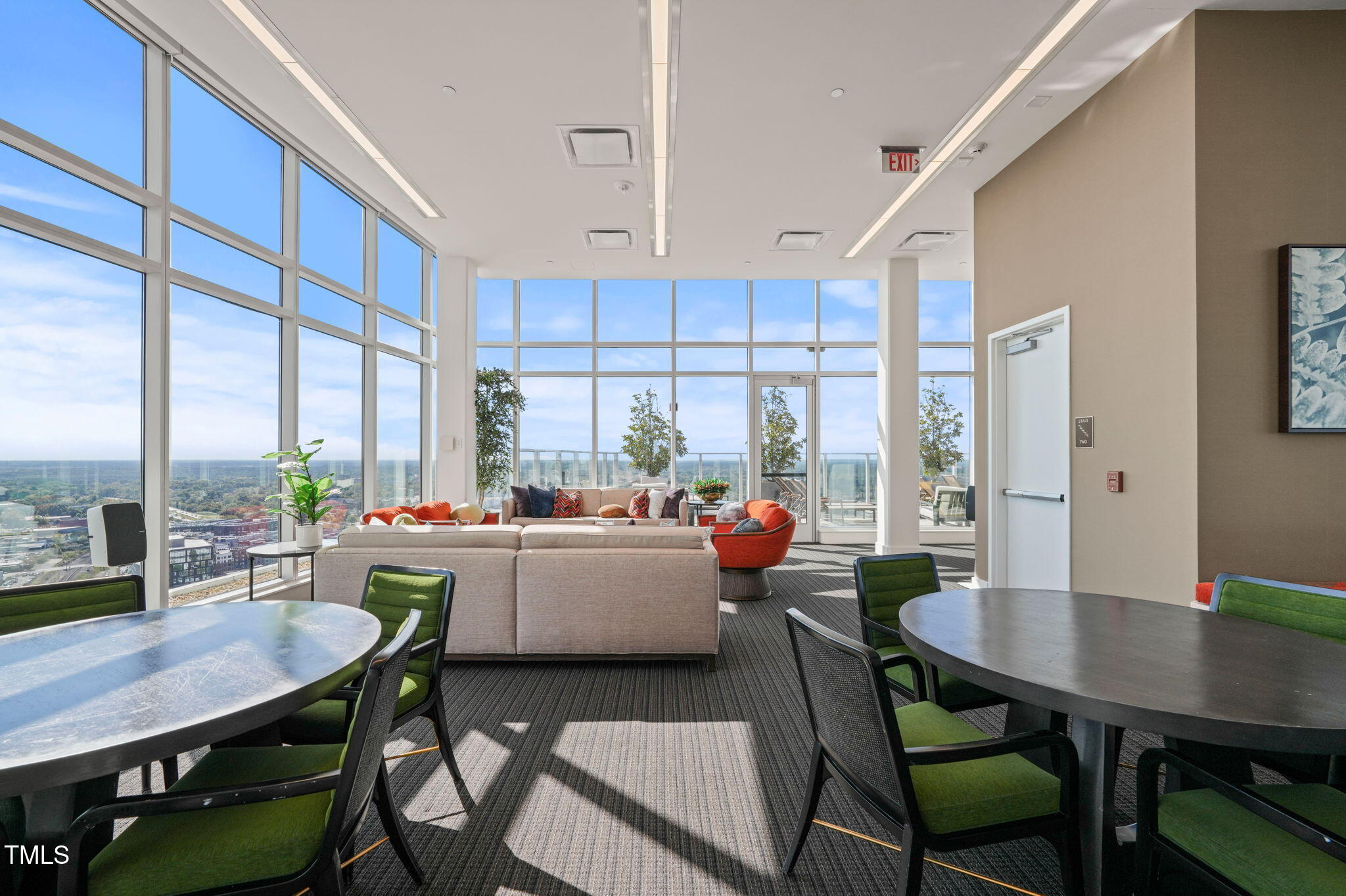 110 N Corcoran Street # 2304